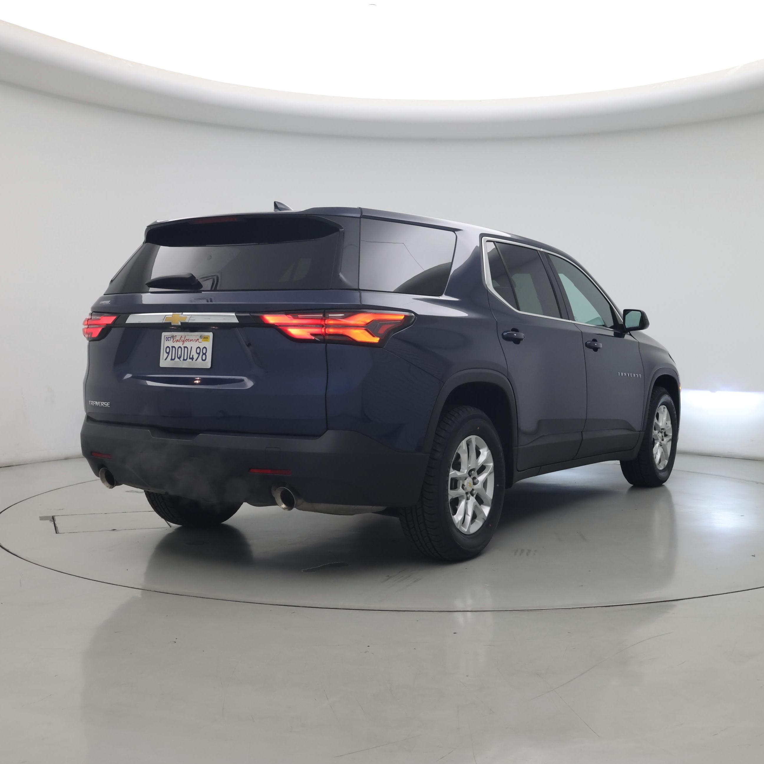 Thumbnail: 2023 Chevrolet Traverse - 8