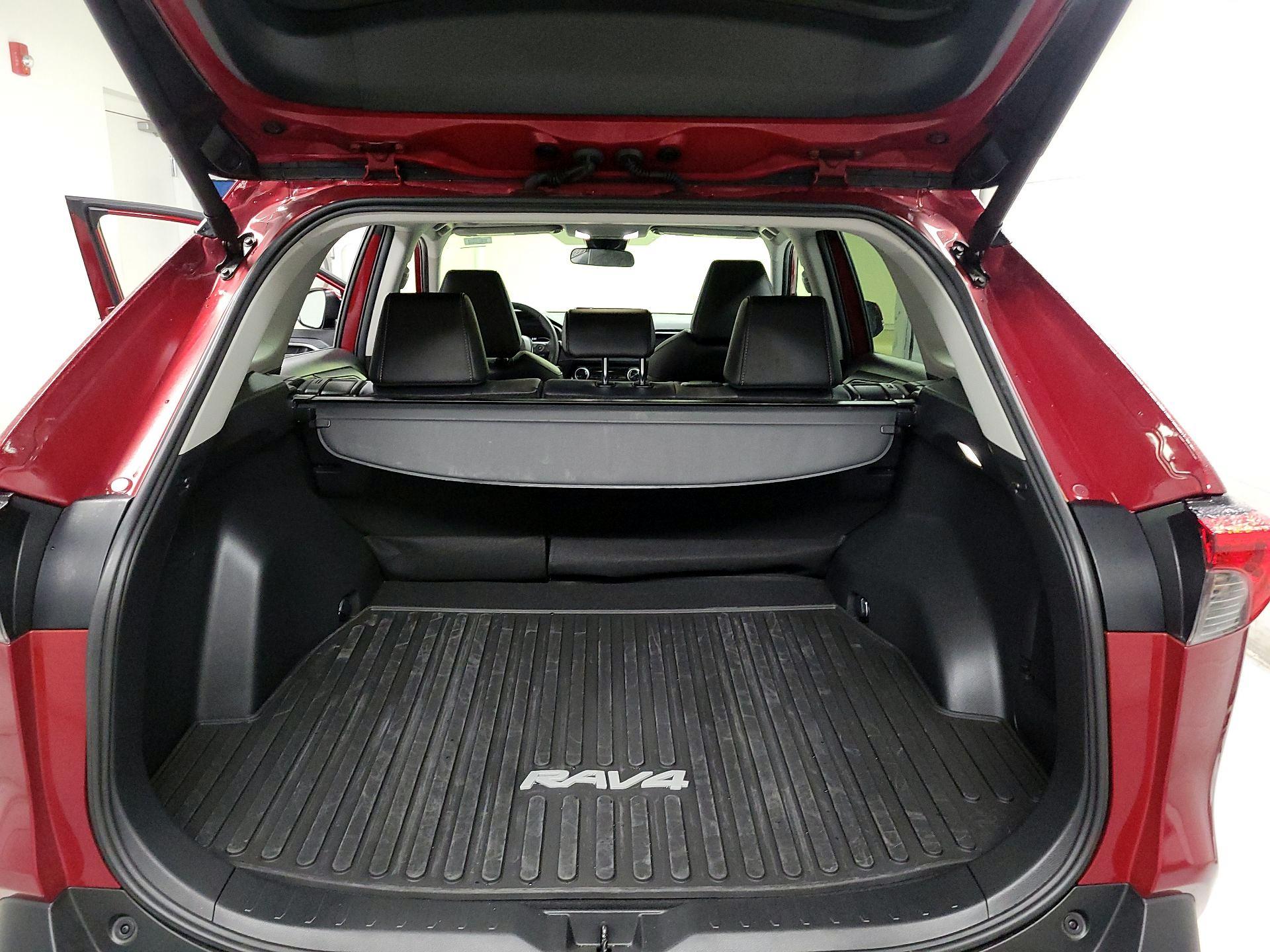 Thumbnail: 2025 Toyota RAV4 - 20