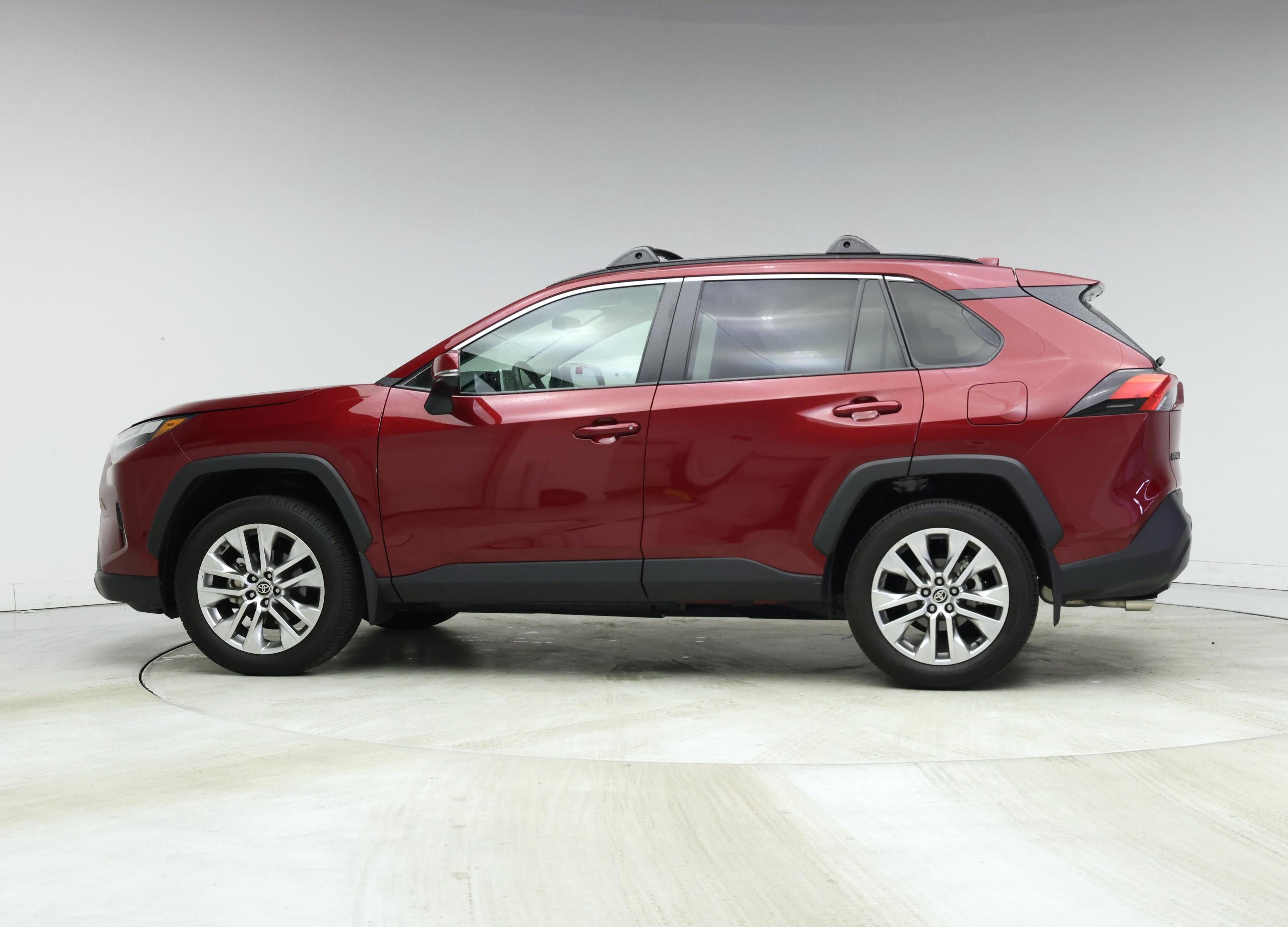 Thumbnail: 2025 Toyota RAV4 - 3