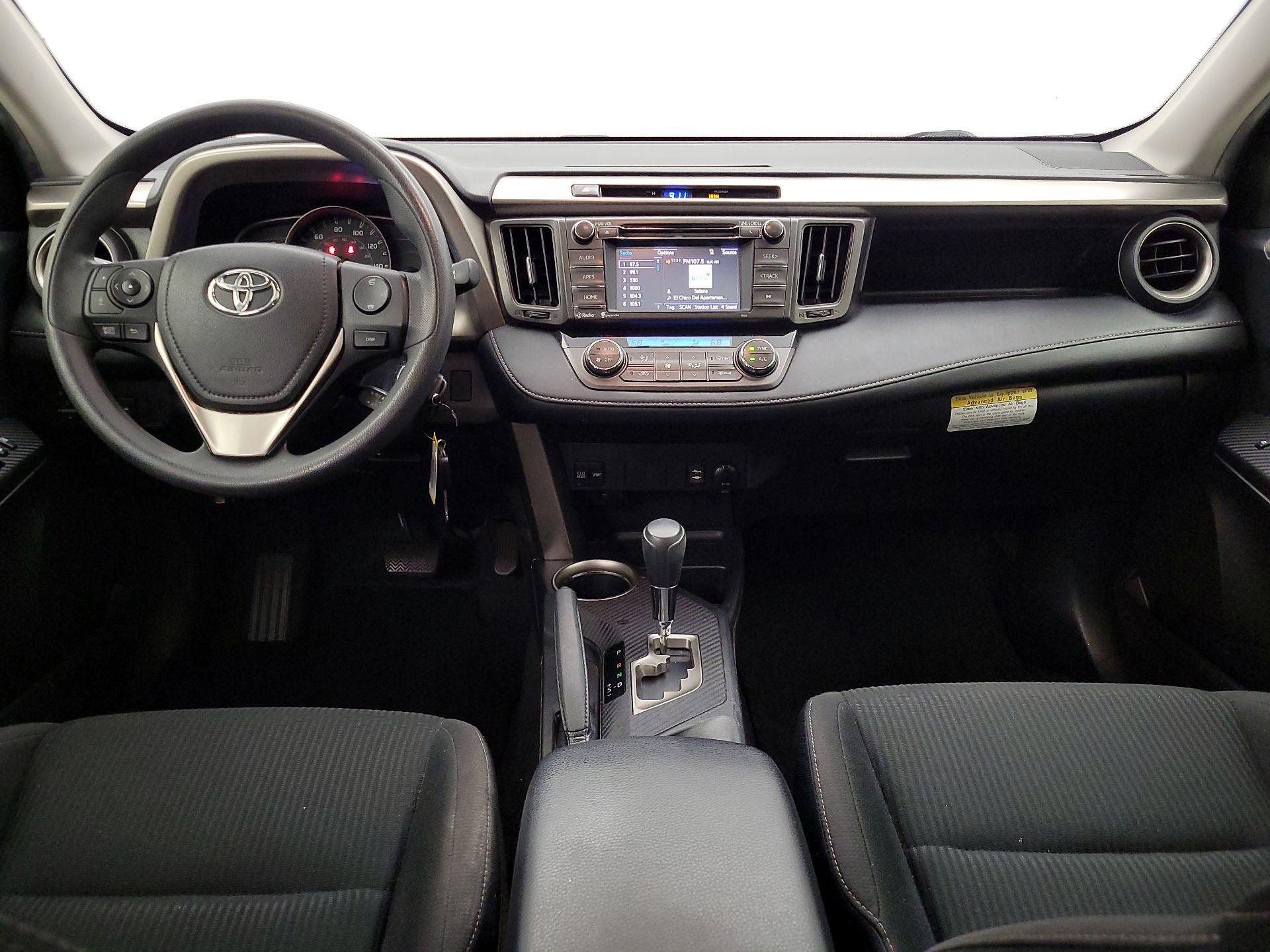 Thumbnail: 2015 Toyota RAV4 - 9