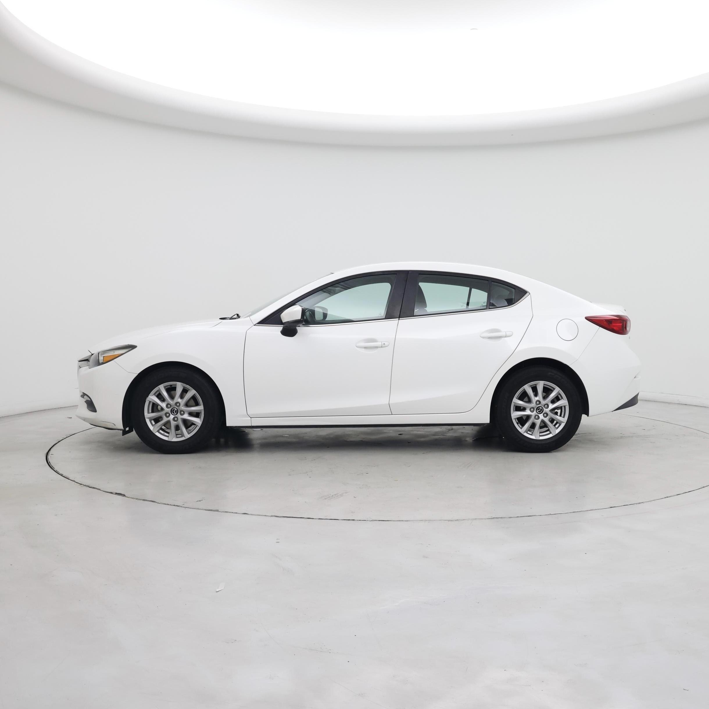 Thumbnail: 2018 Mazda Mazda3 - 3