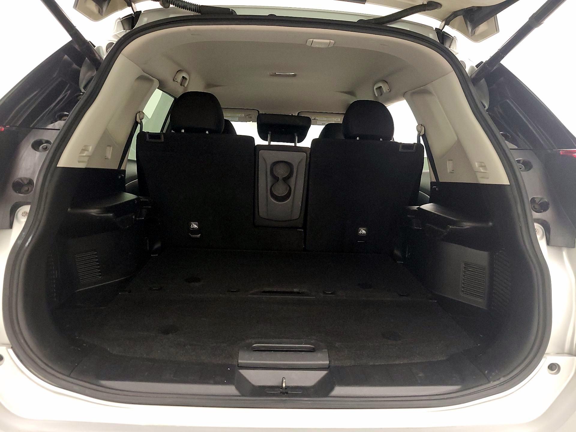 Thumbnail: 2018 Nissan Rogue - 20