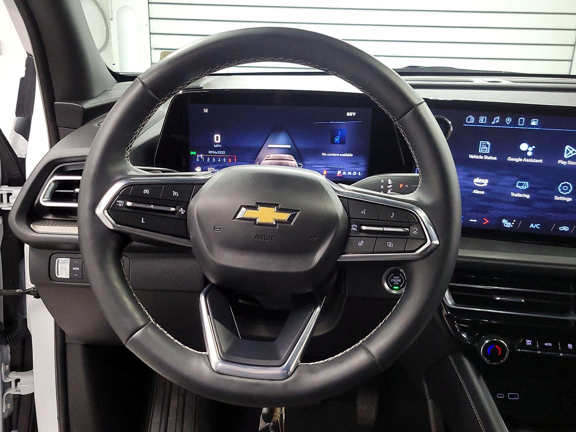 Thumbnail: 2025 Chevrolet Traverse - 10