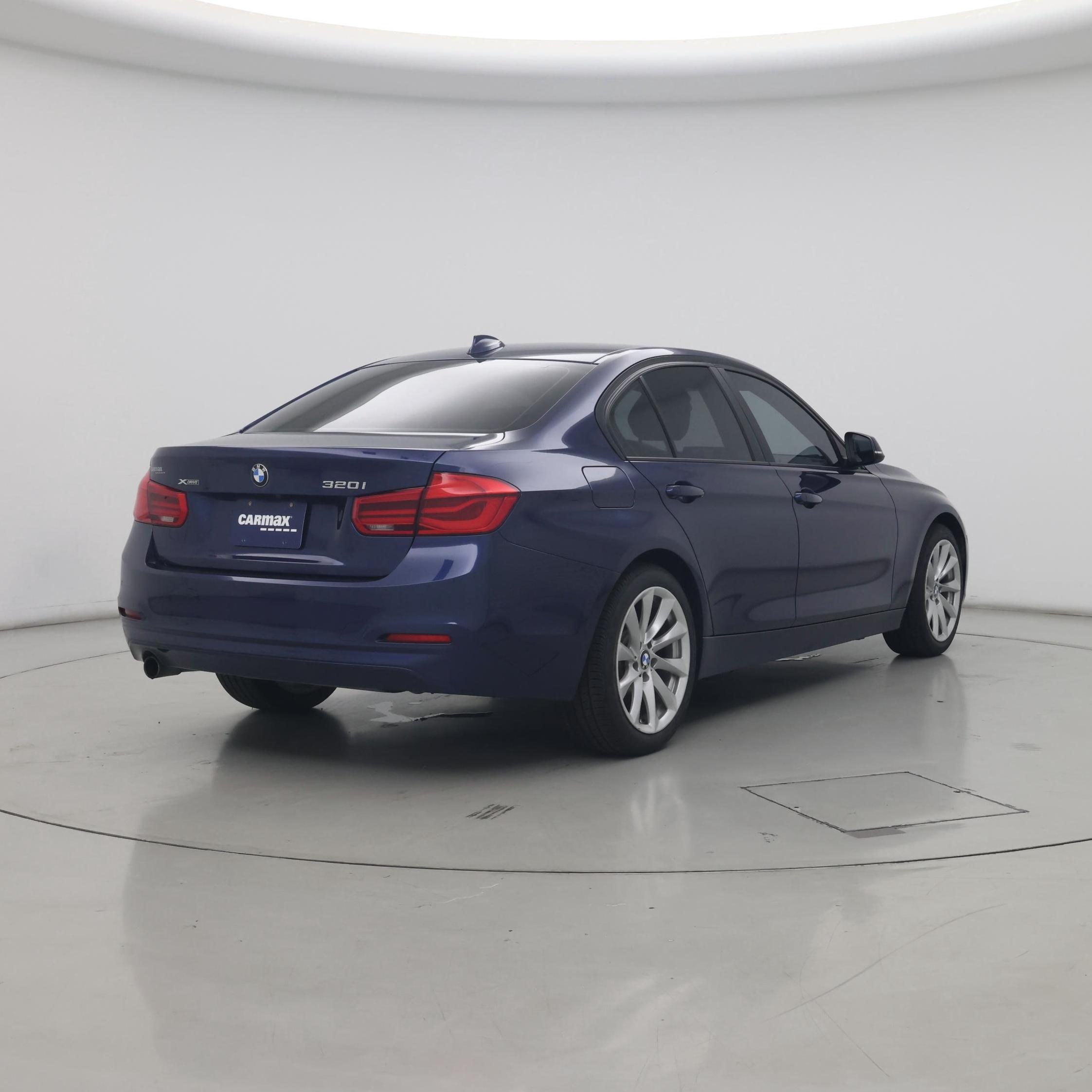 Thumbnail: 2016 BMW 3 Series - 8