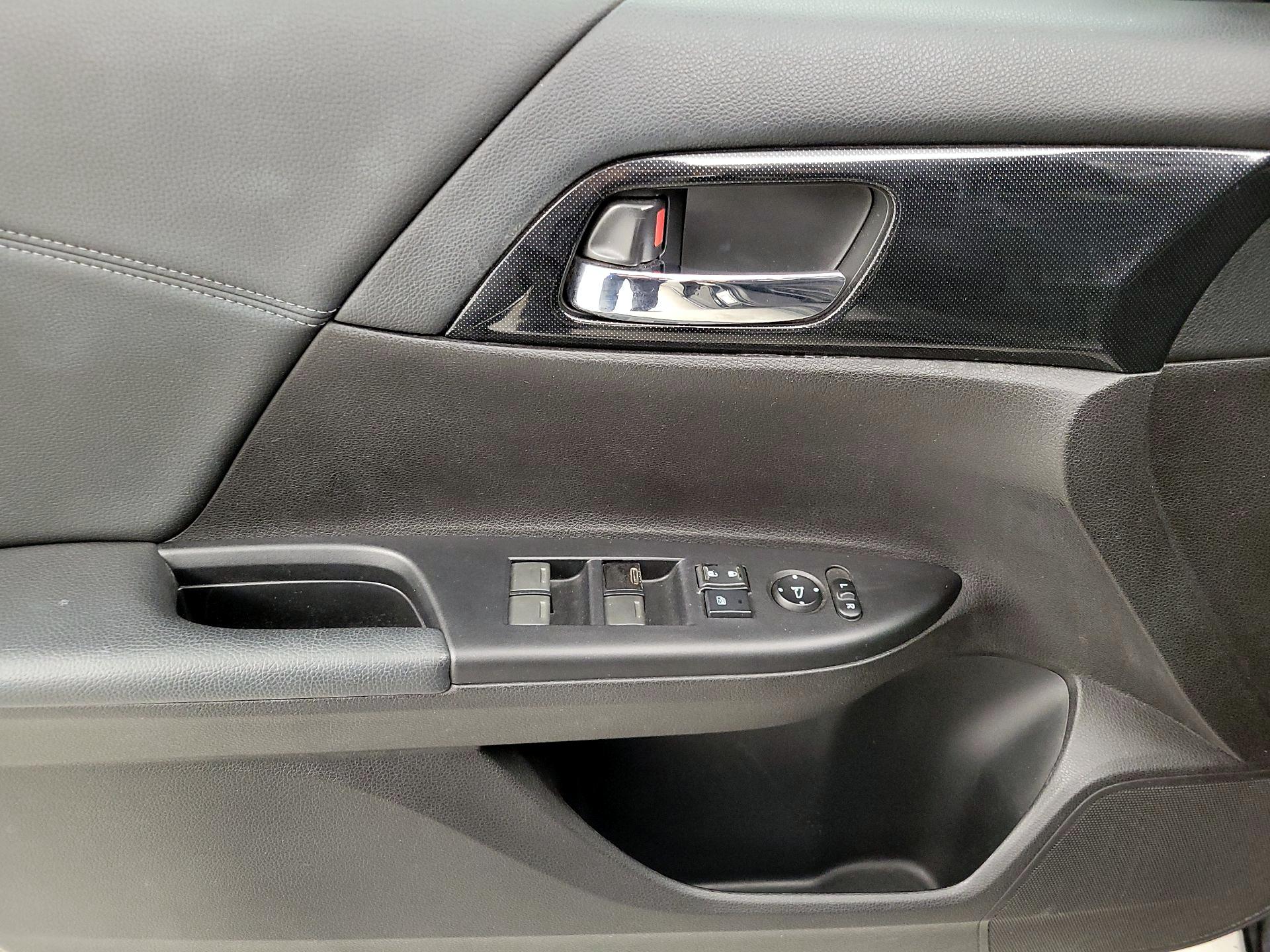 Thumbnail: 2014 Honda Accord - 12