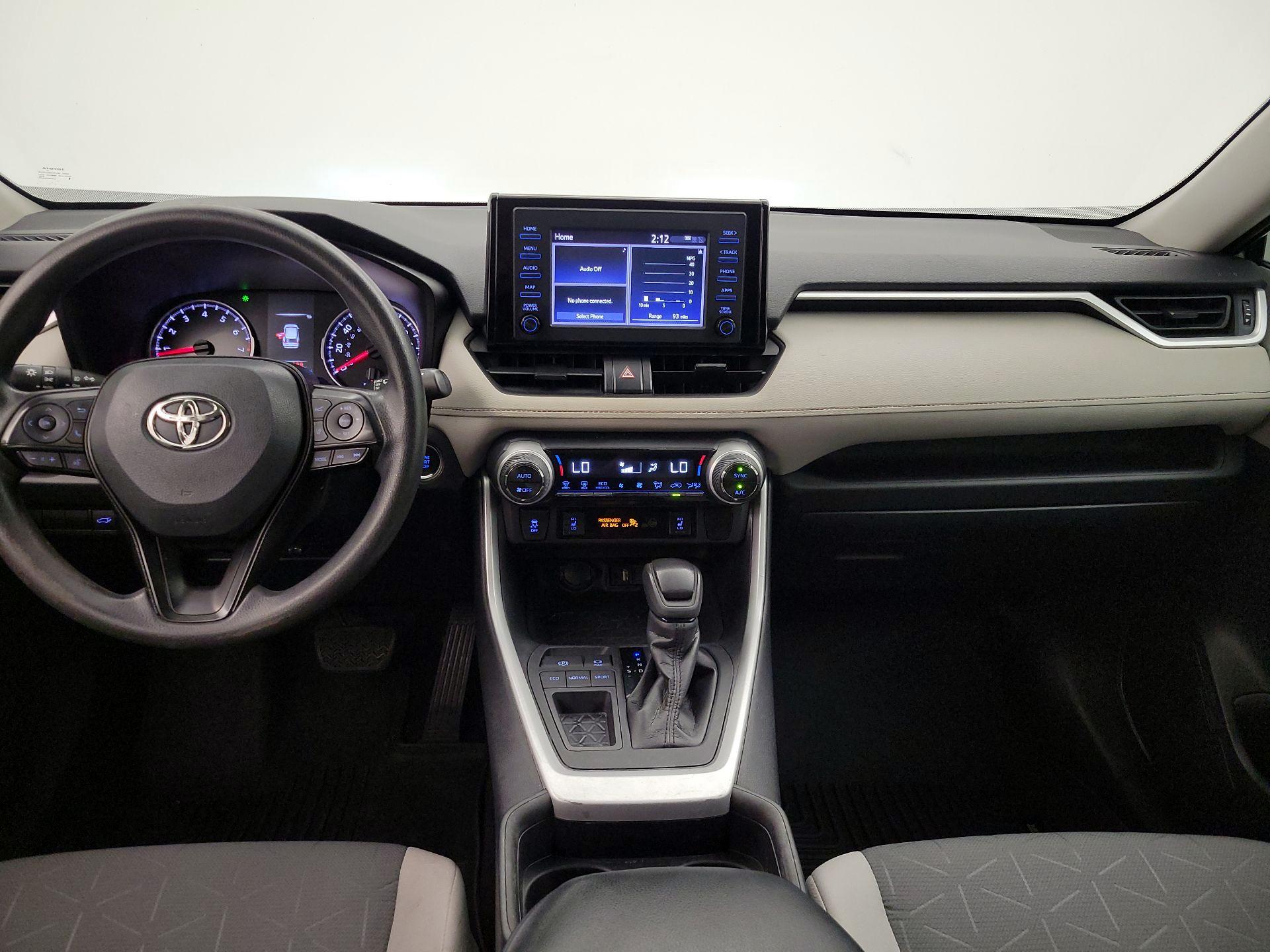 Thumbnail: 2019 Toyota RAV4 - 9