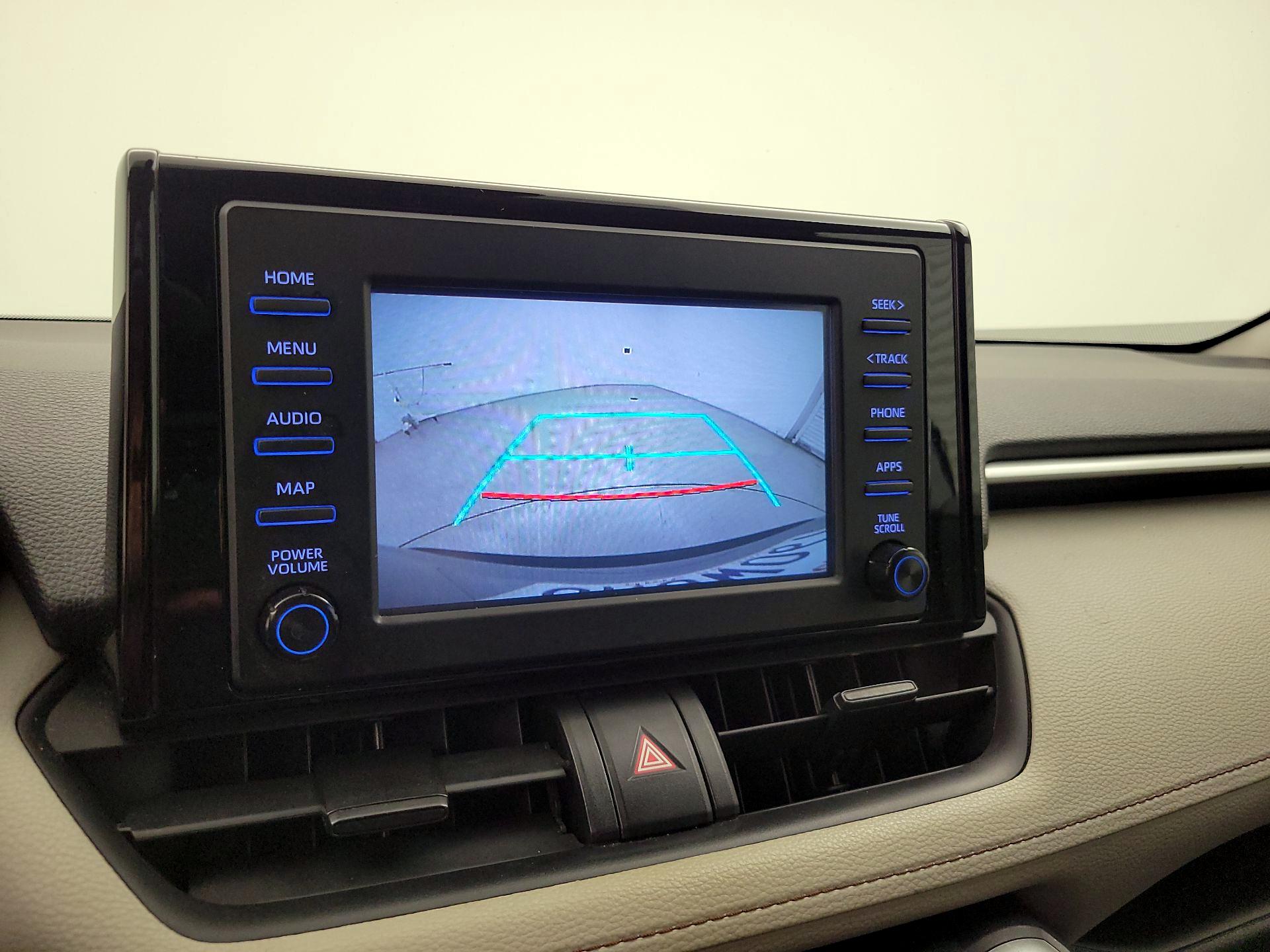 Thumbnail: 2019 Toyota RAV4 - 13