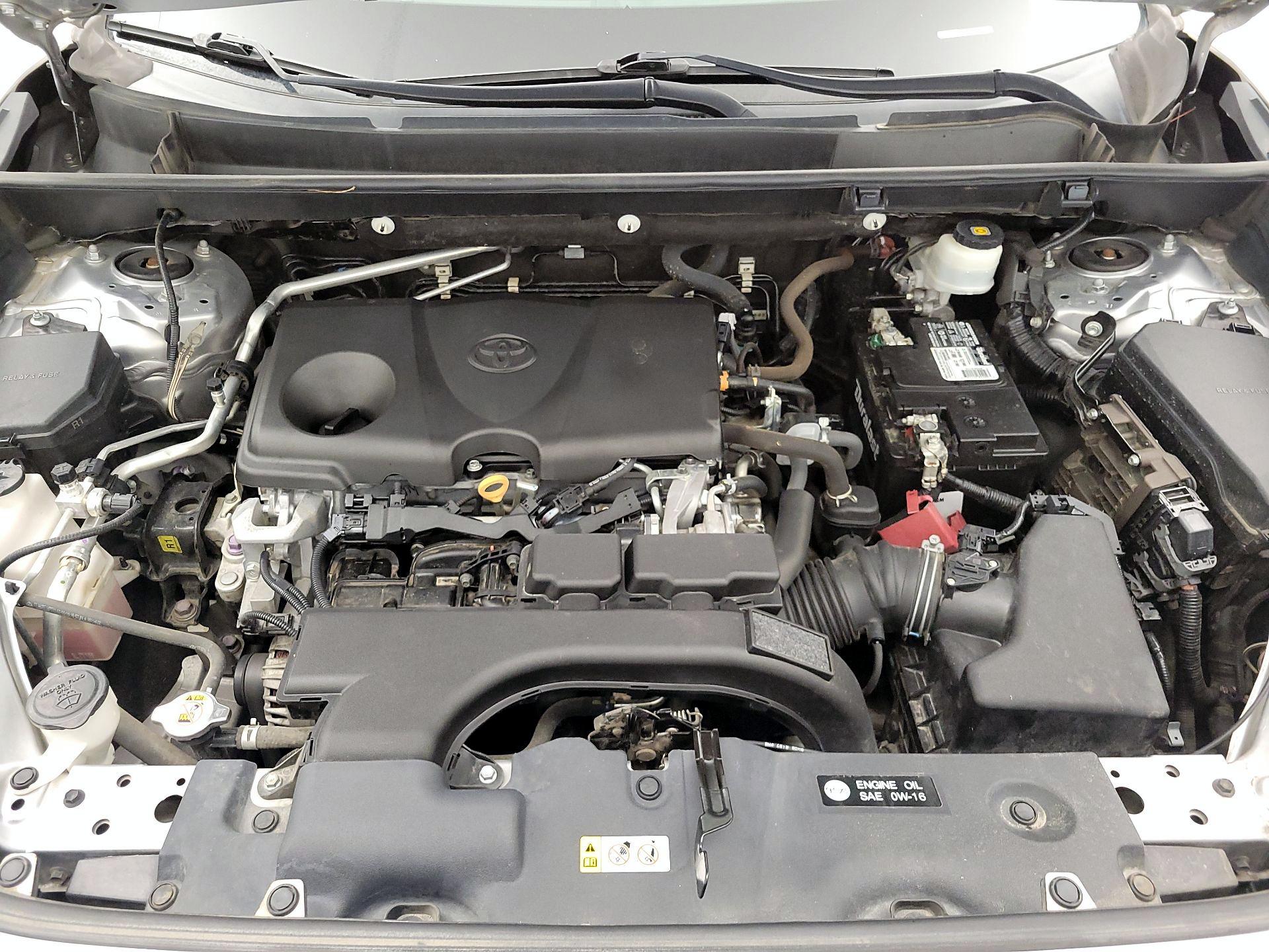 Thumbnail: 2019 Toyota RAV4 - 19