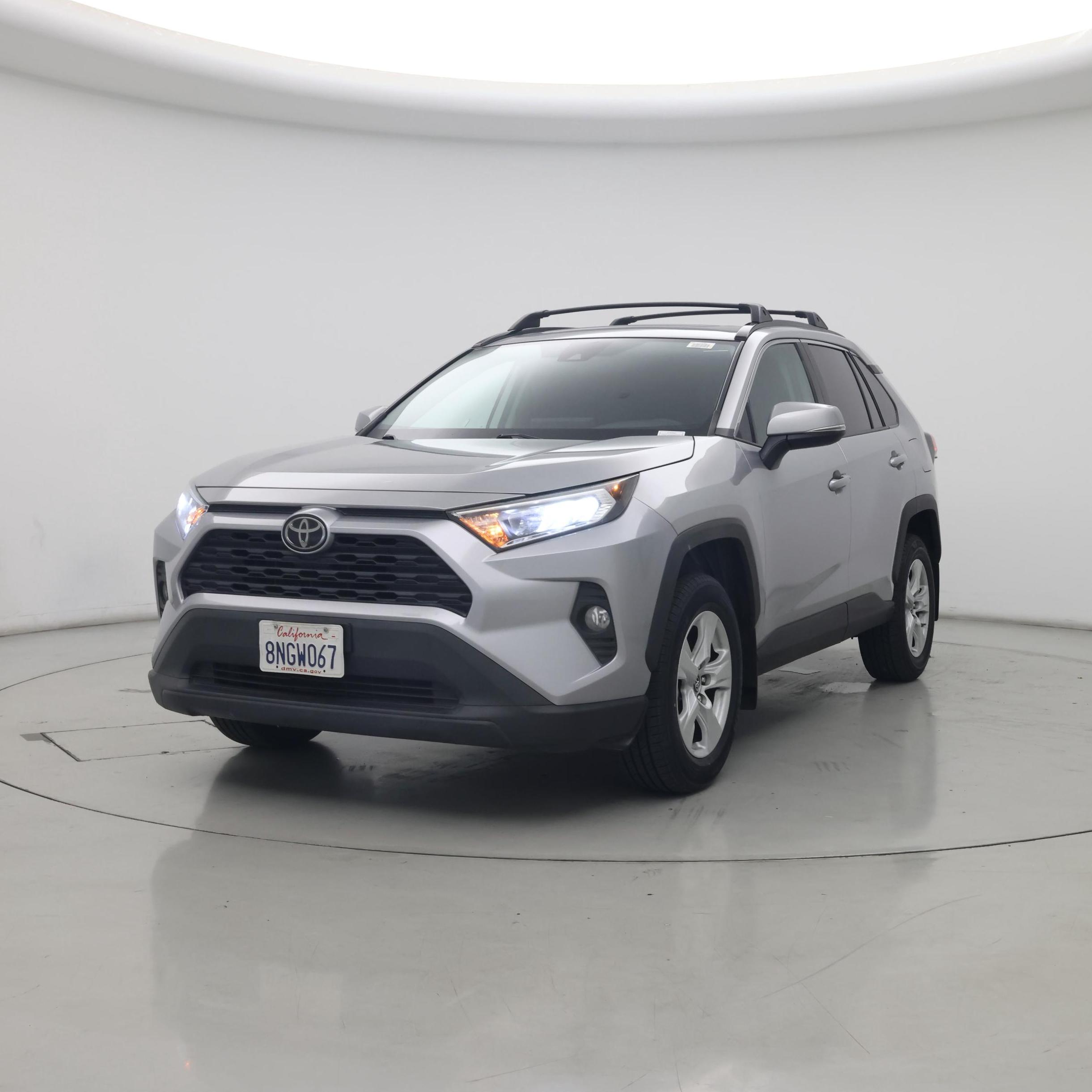Thumbnail: 2019 Toyota RAV4 - 4