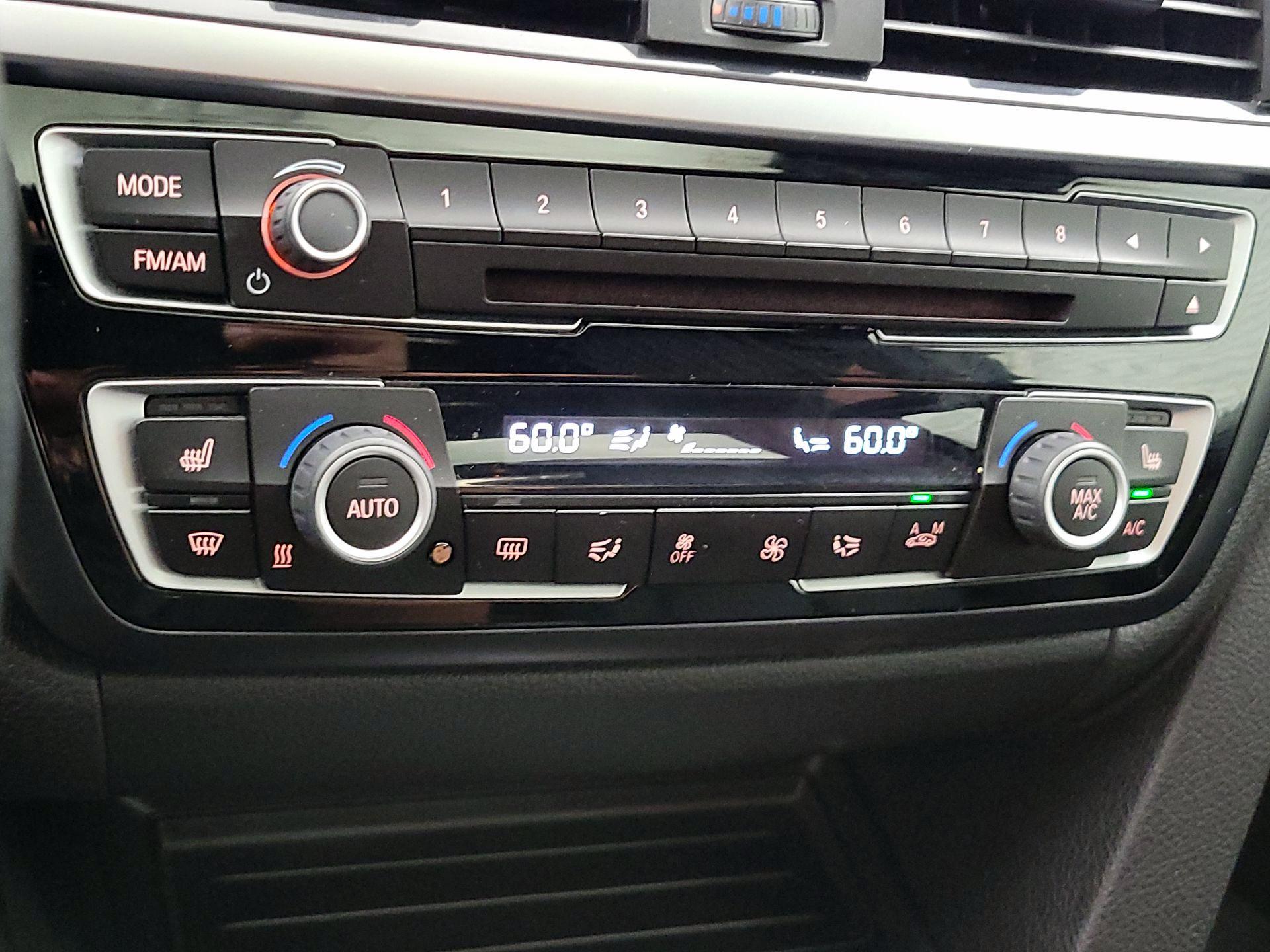 Thumbnail: 2017 BMW 4 Series - 16