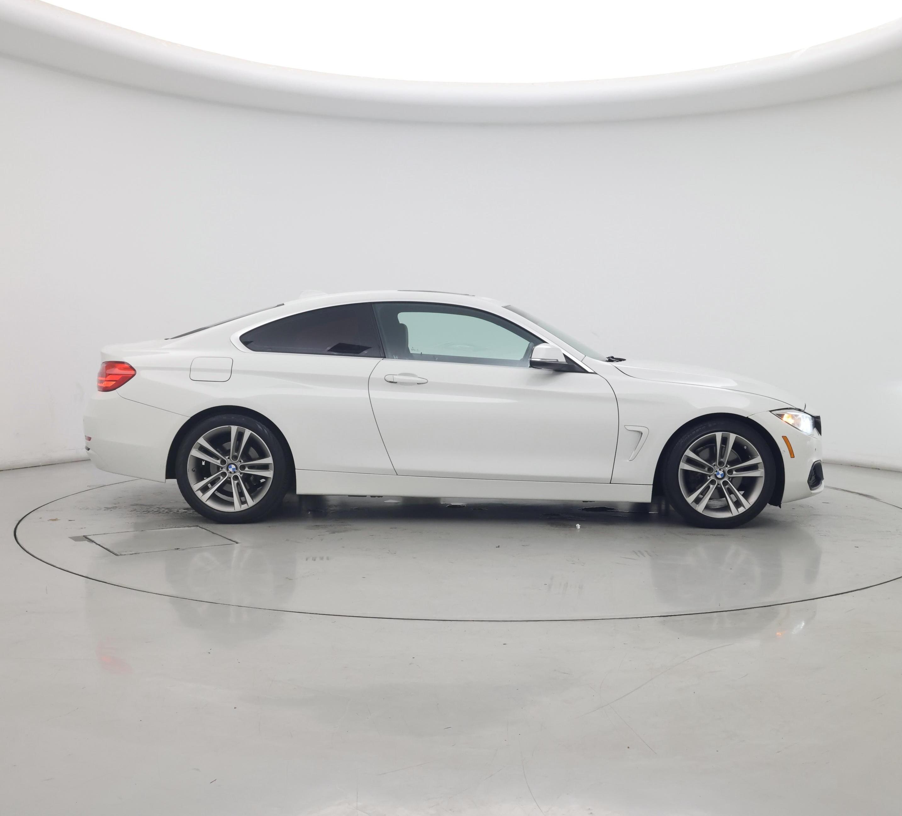 Thumbnail: 2017 BMW 4 Series - 7