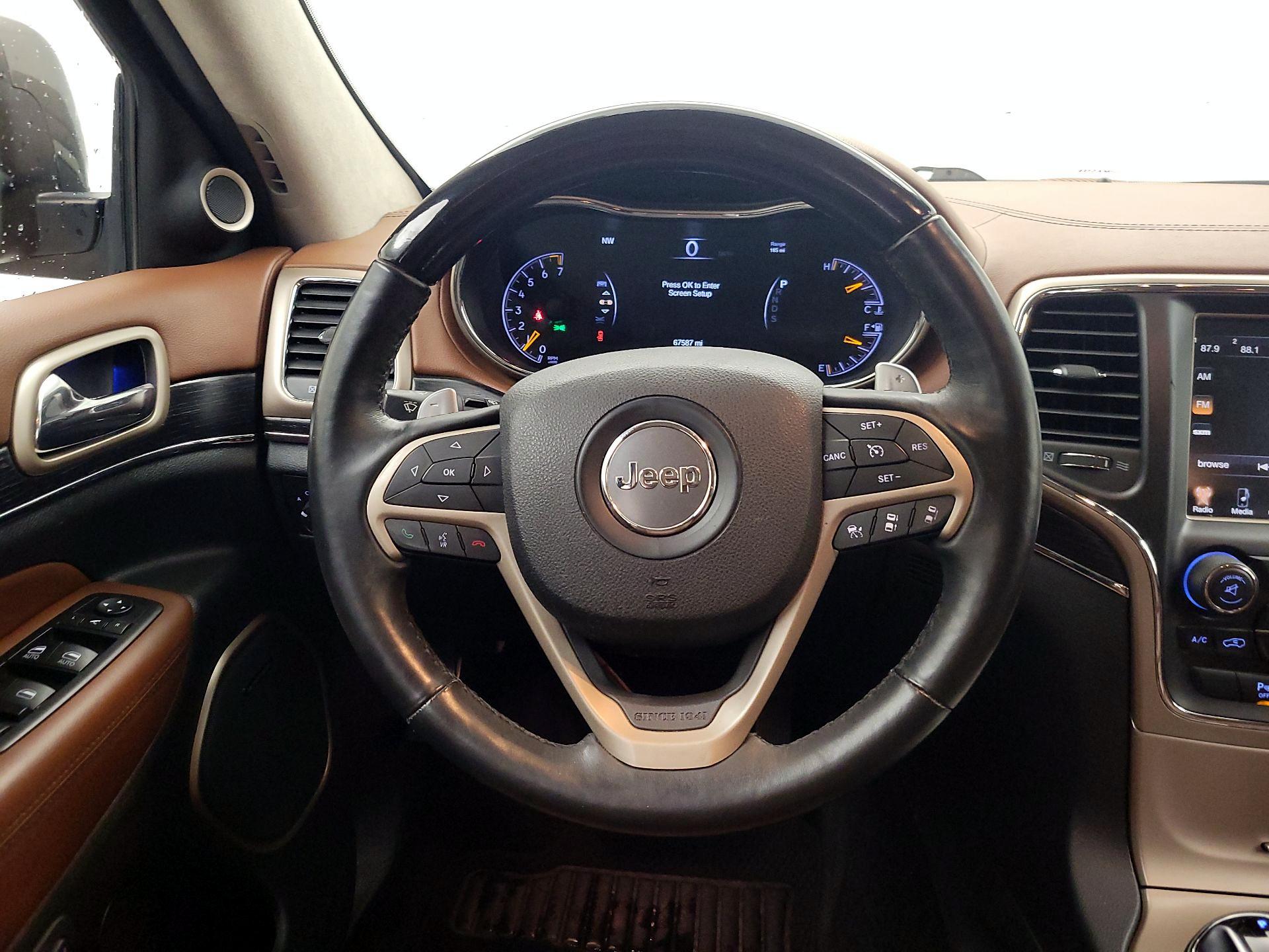 Thumbnail: 2015 Jeep Grand Cherokee - 10