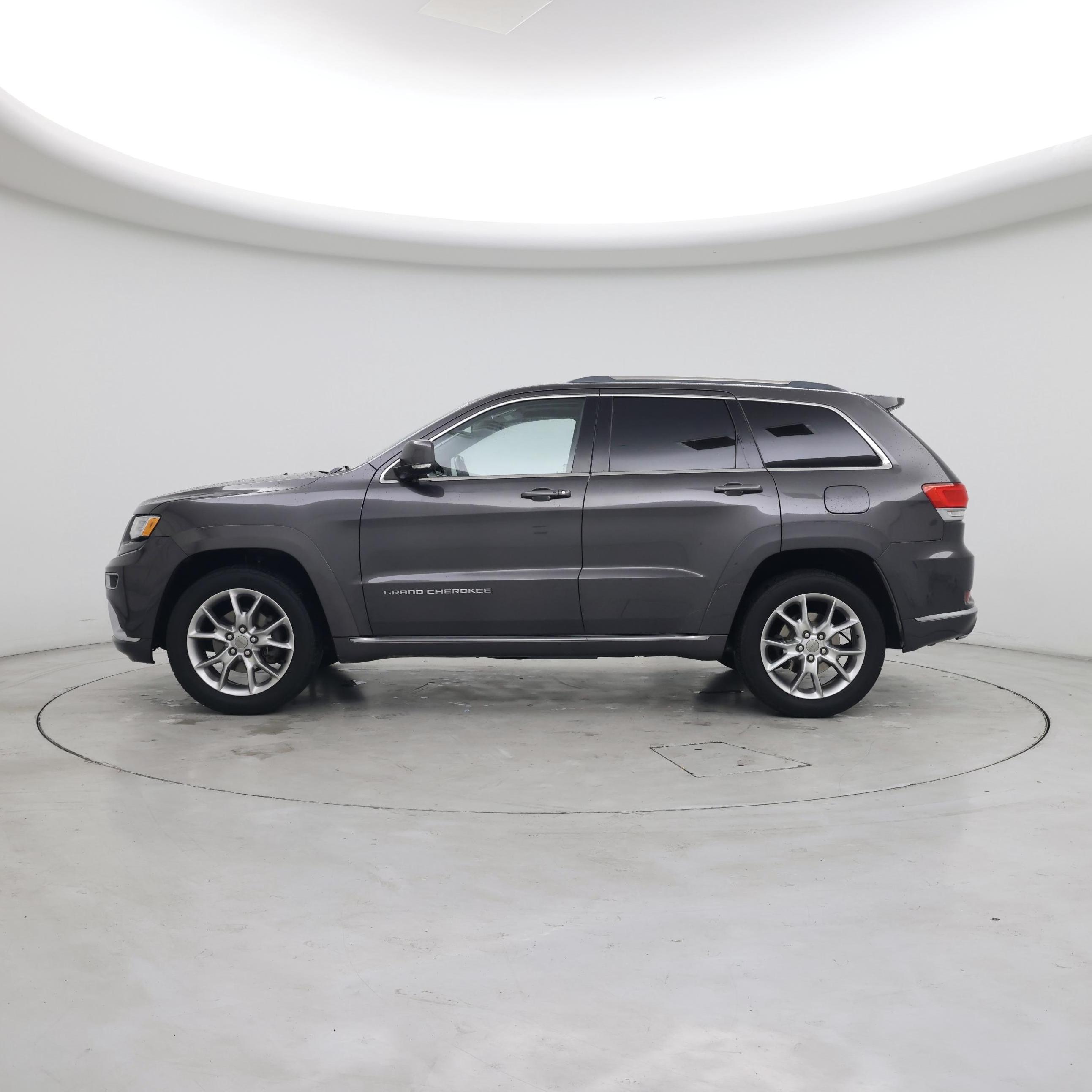 Thumbnail: 2015 Jeep Grand Cherokee - 3