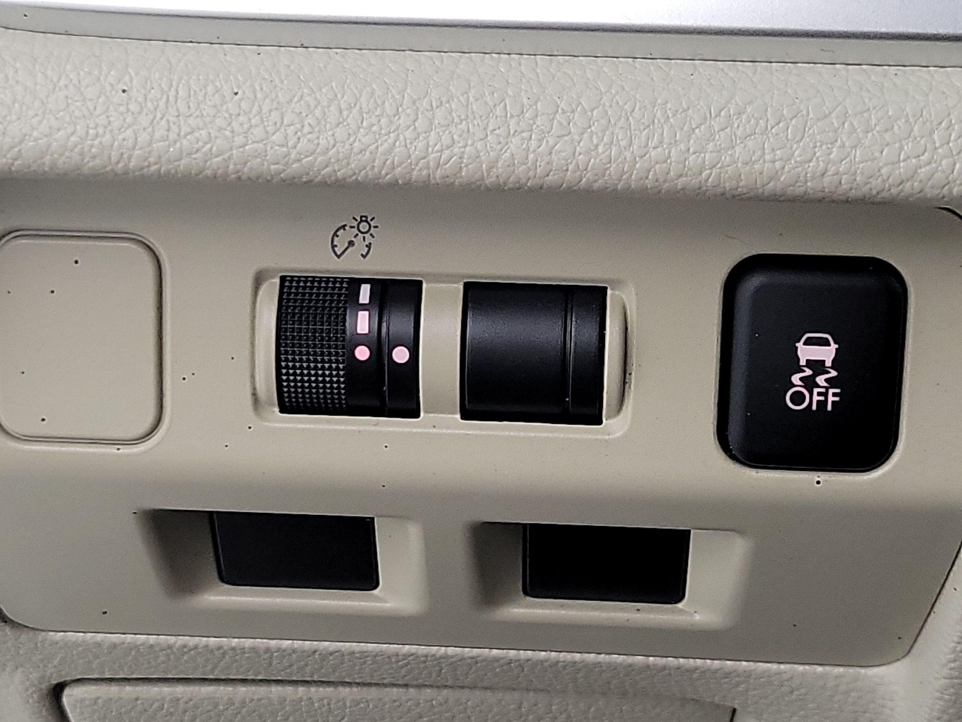 Thumbnail: 2015 Subaru XV Crosstrek - 13