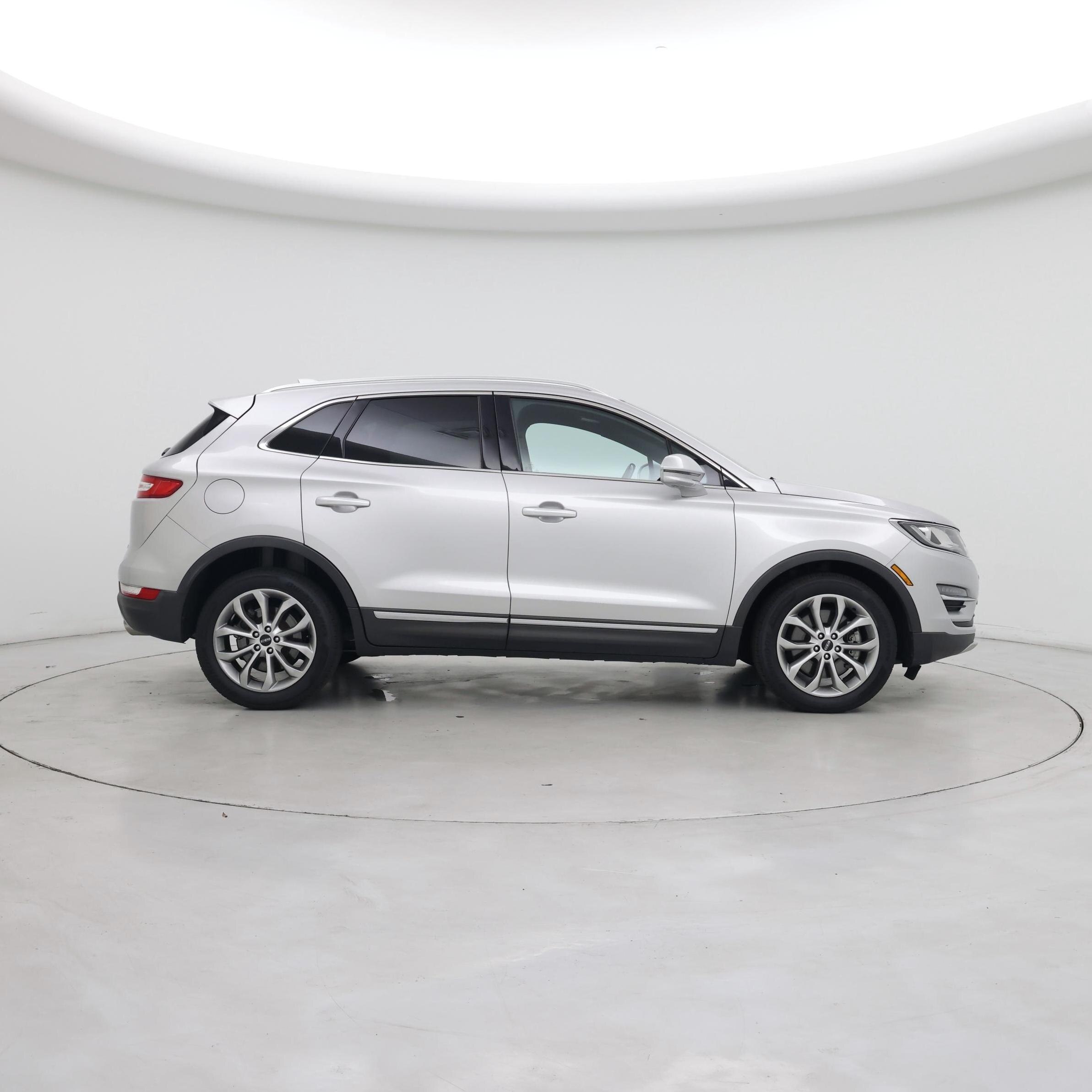 Thumbnail: 2017 Lincoln MKC - 7