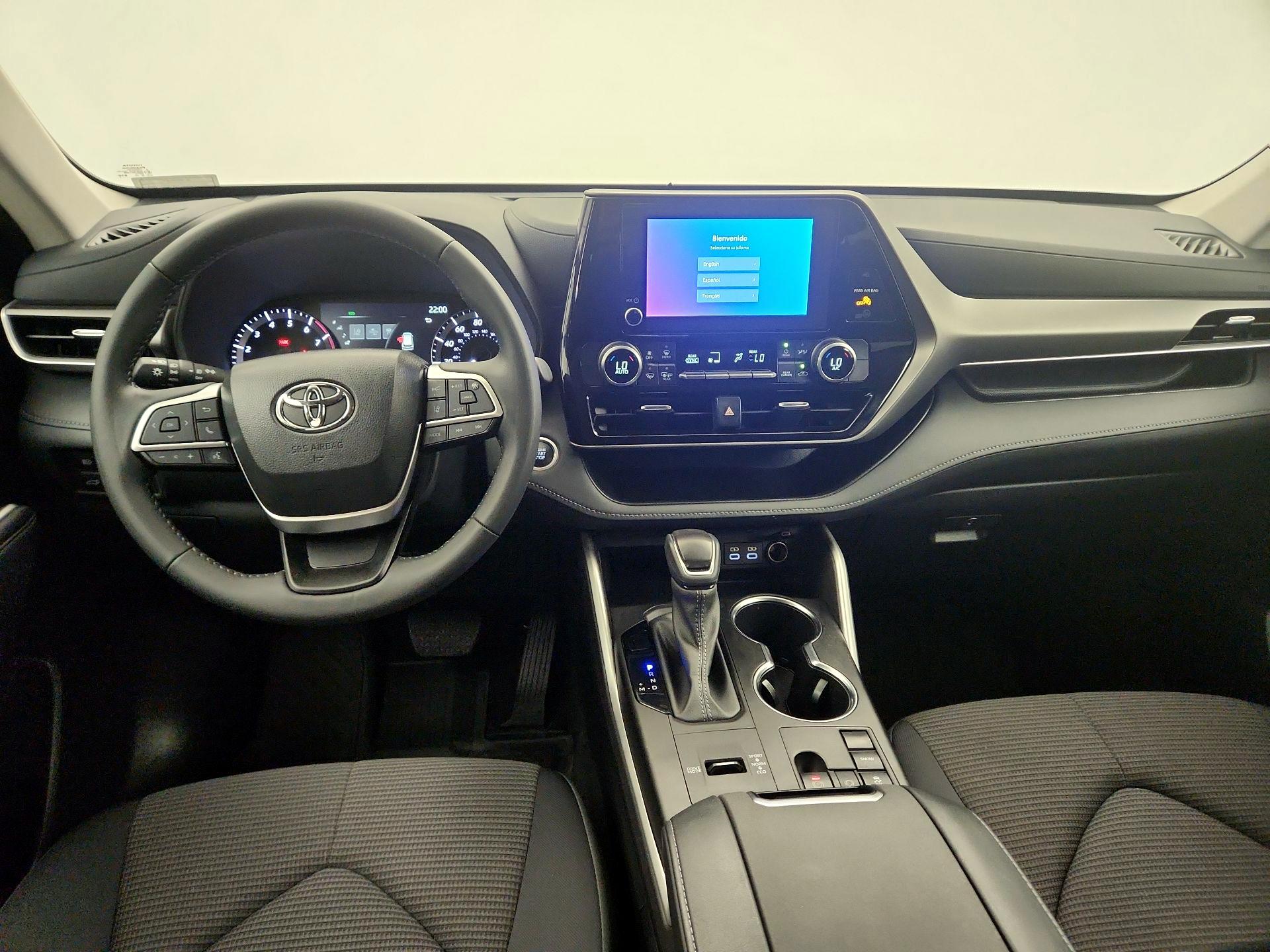 Thumbnail: 2024 Toyota Highlander - 9