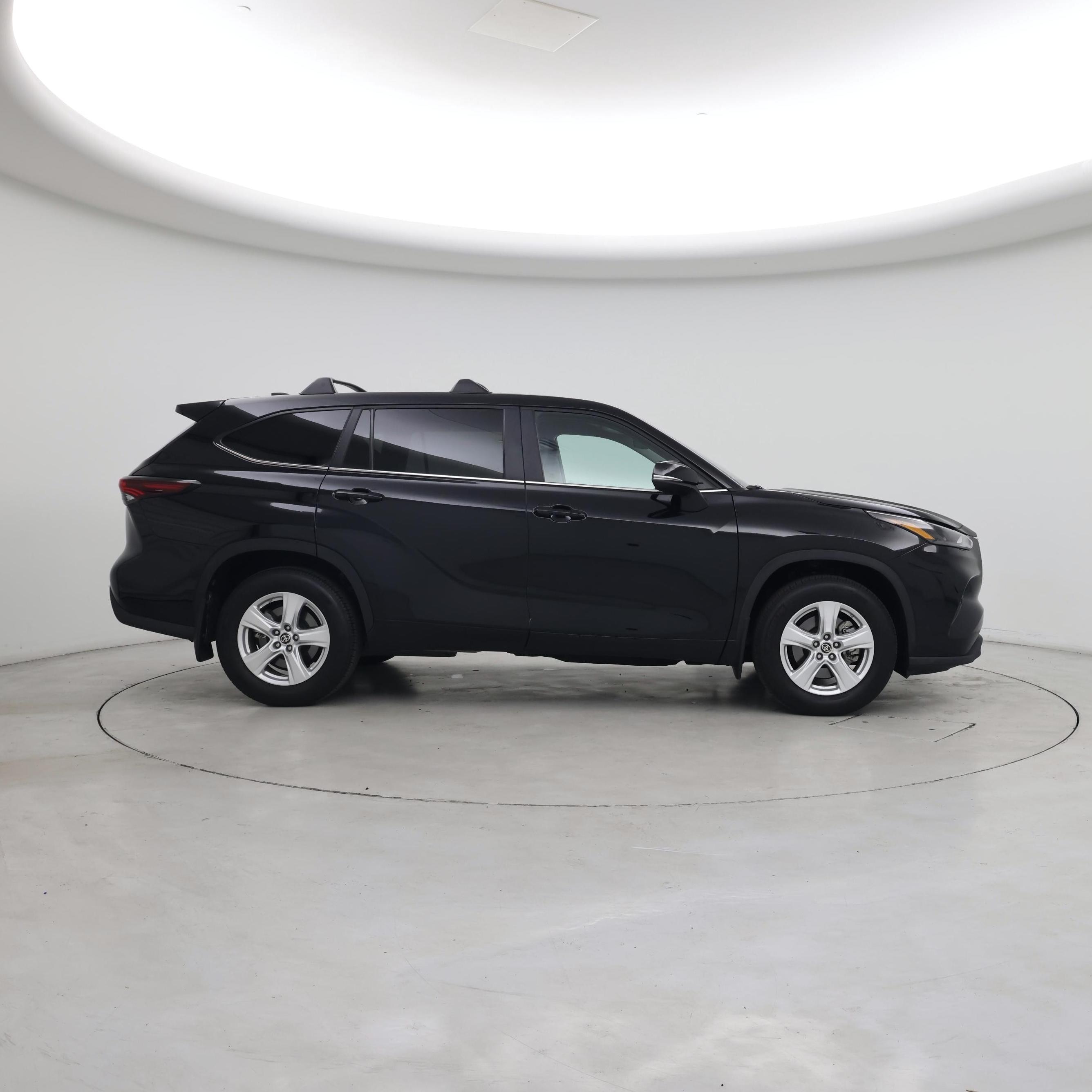 Thumbnail: 2024 Toyota Highlander - 7