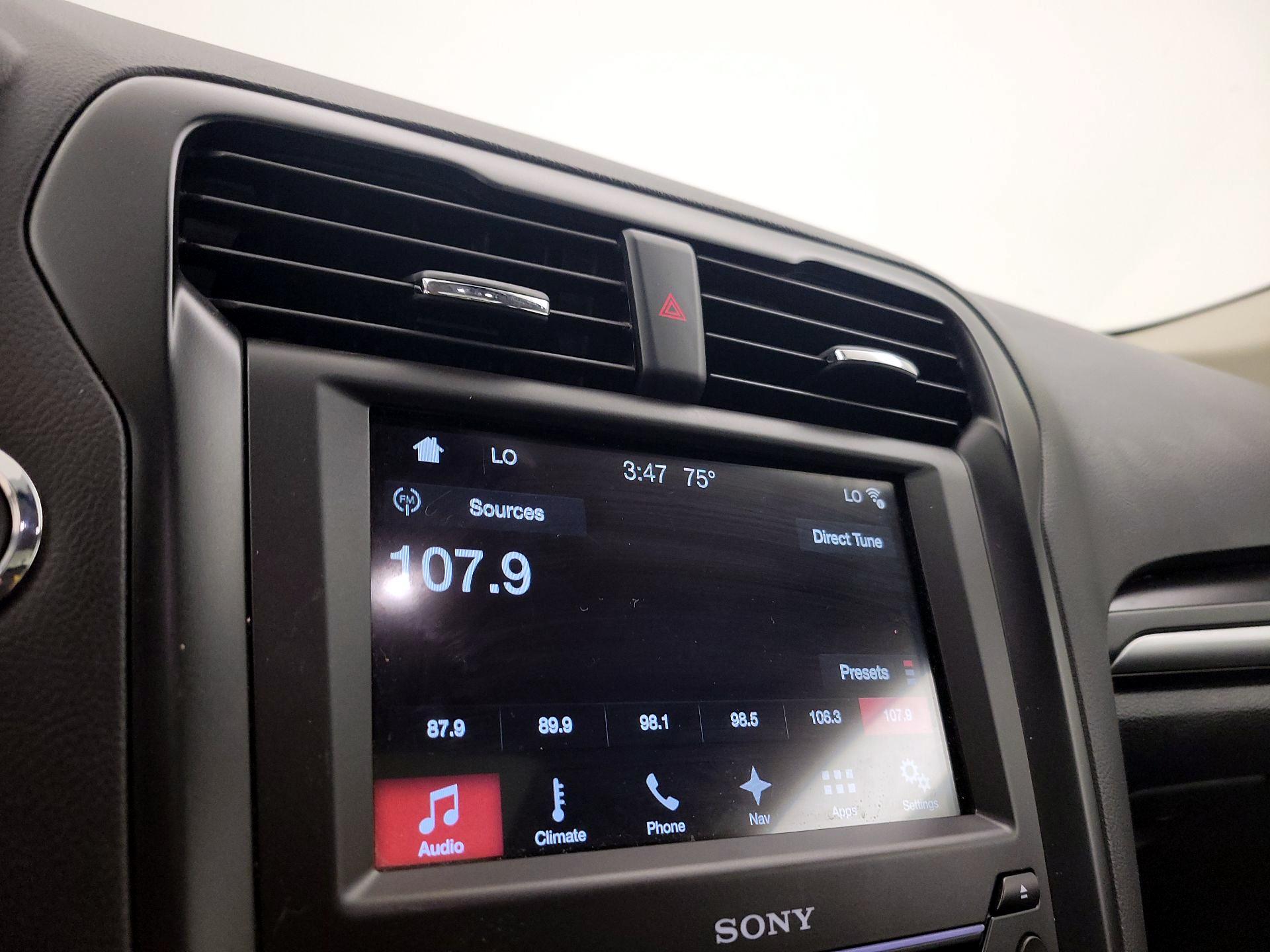 Thumbnail: 2018 Ford Fusion - 15