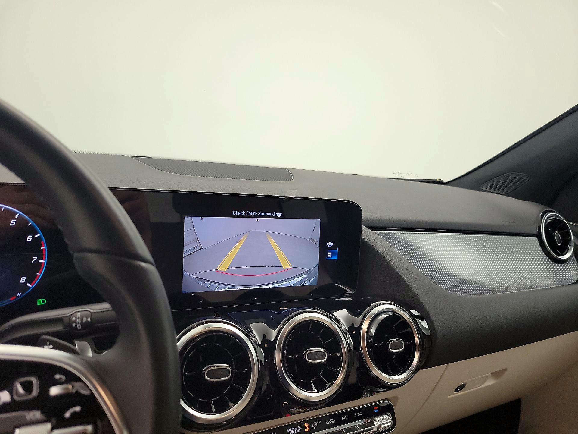 Thumbnail: 2023 Mercedes-Benz GLA - 14