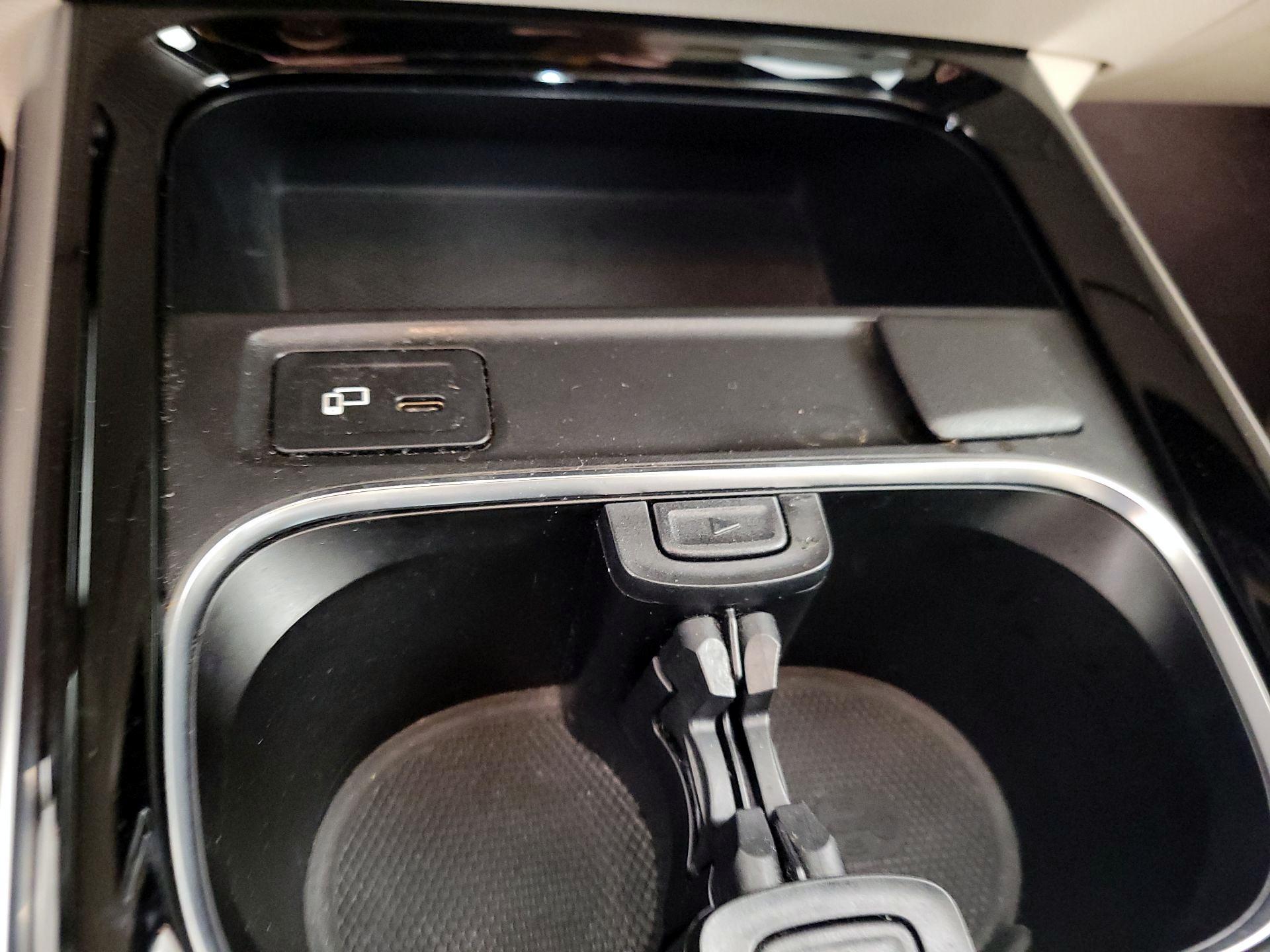 Thumbnail: 2023 Mercedes-Benz GLA - 18