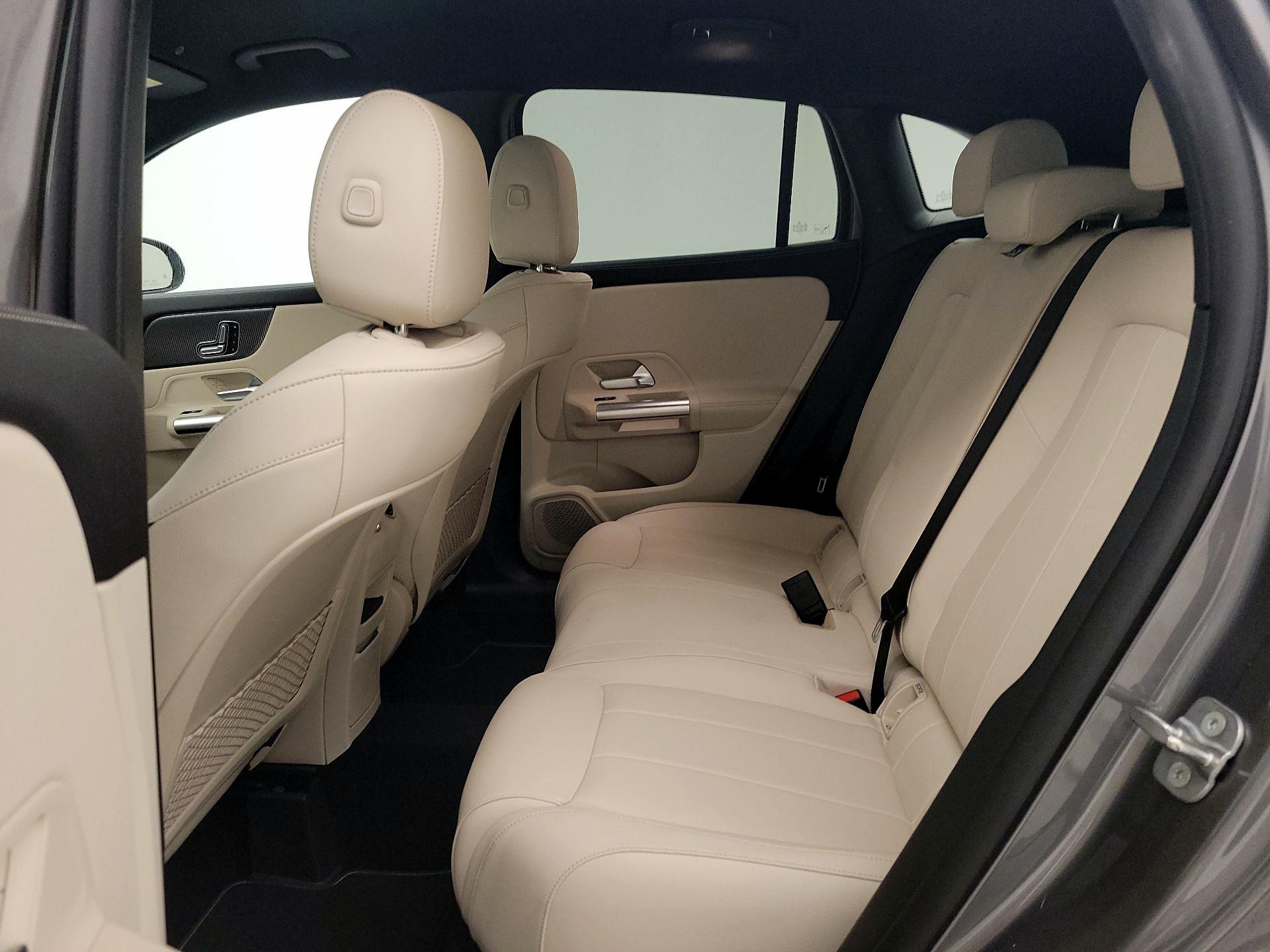 Thumbnail: 2023 Mercedes-Benz GLA - 19