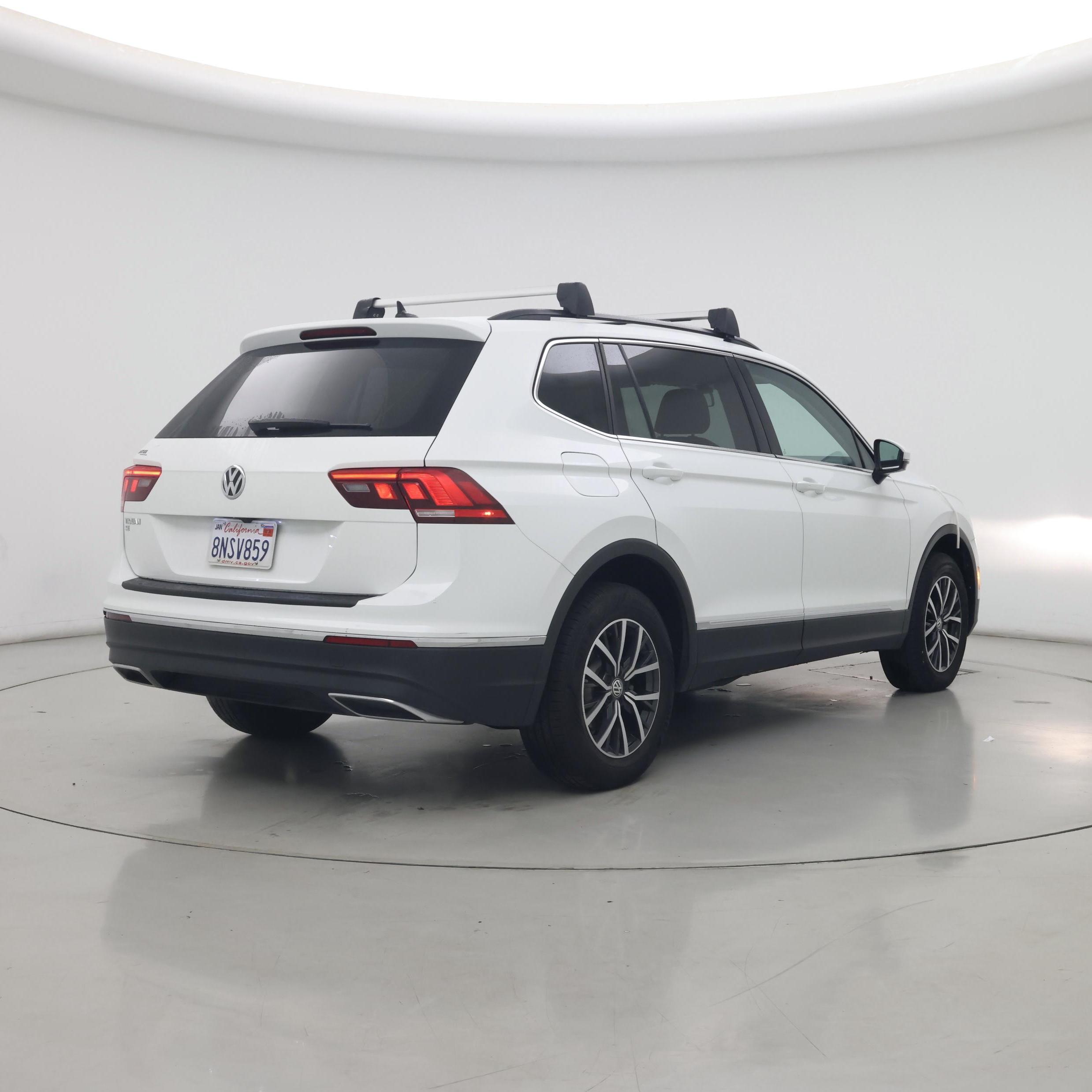 Thumbnail: 2020 Volkswagen Tiguan - 8
