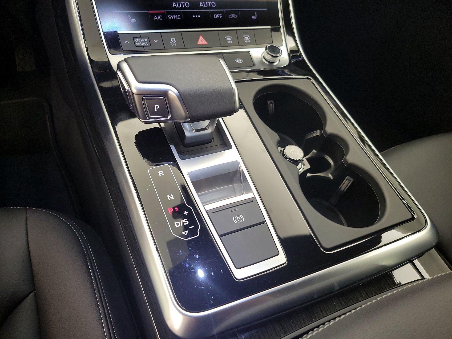 Thumbnail: 2025 Audi Q7 - 17