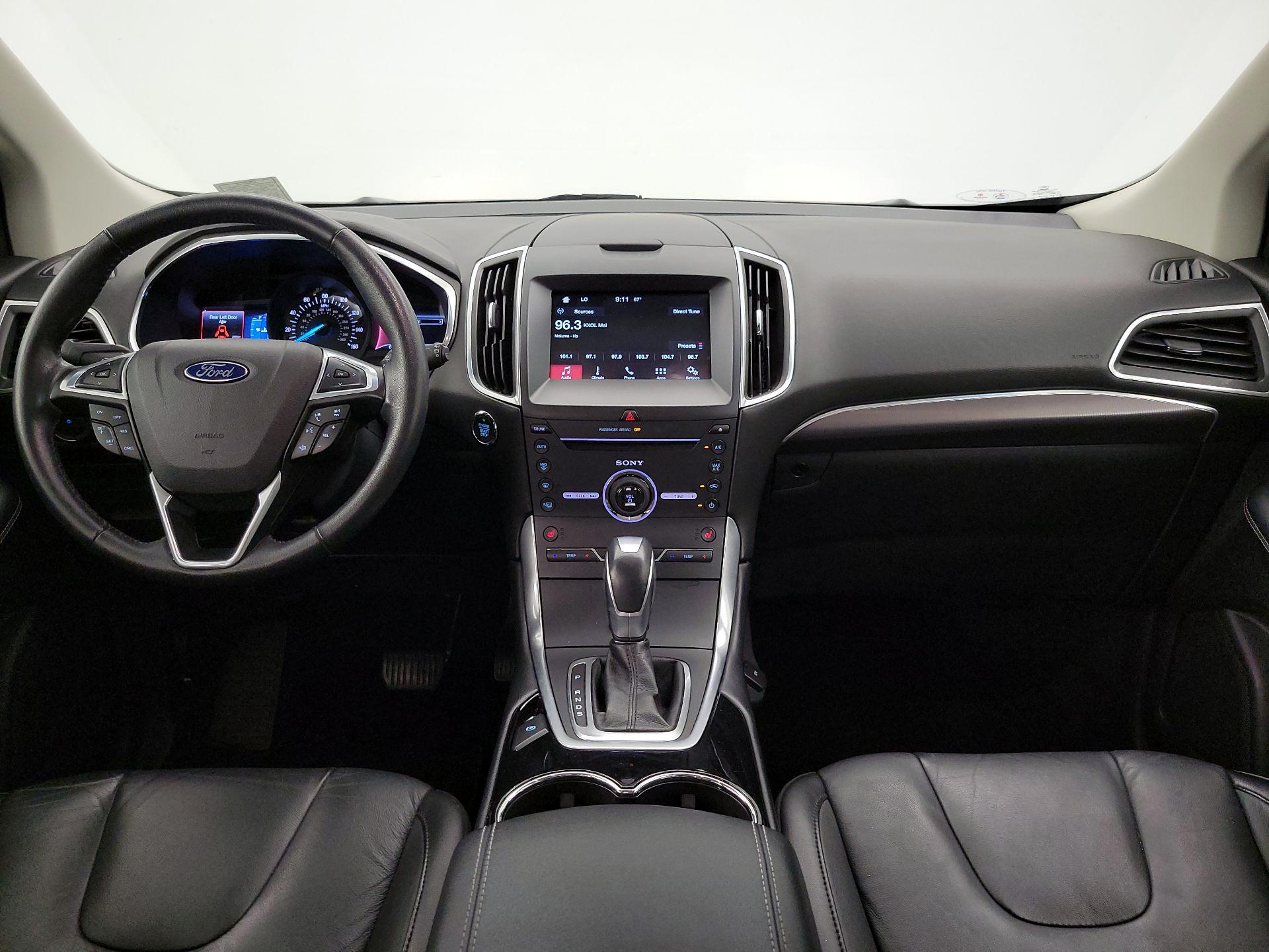 Thumbnail: 2016 Ford Edge - 9