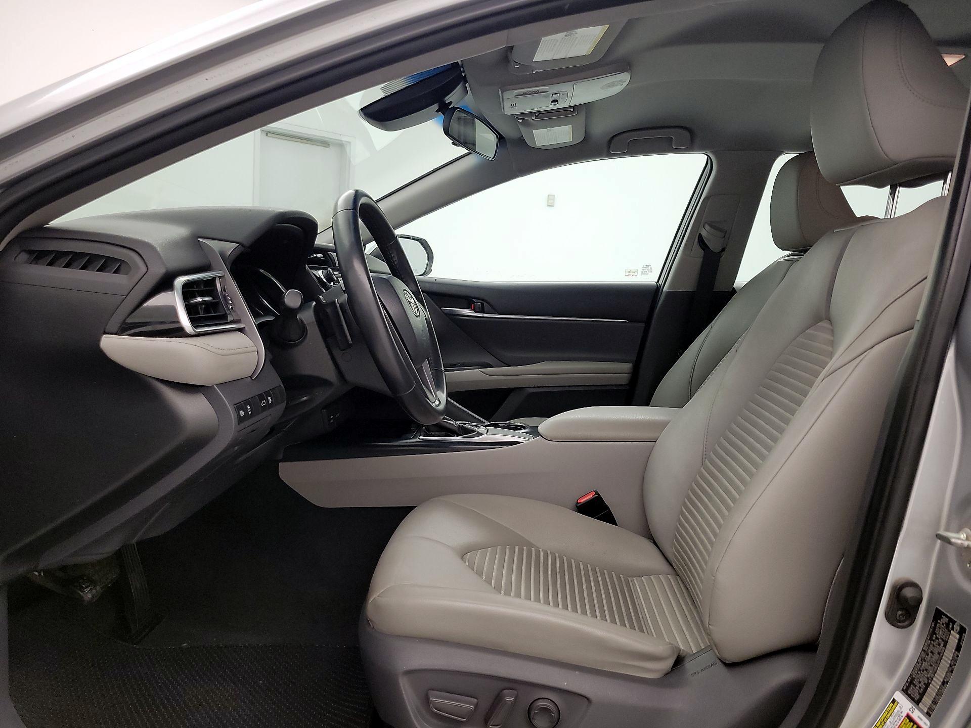 Thumbnail: 2018 Toyota Camry - 11