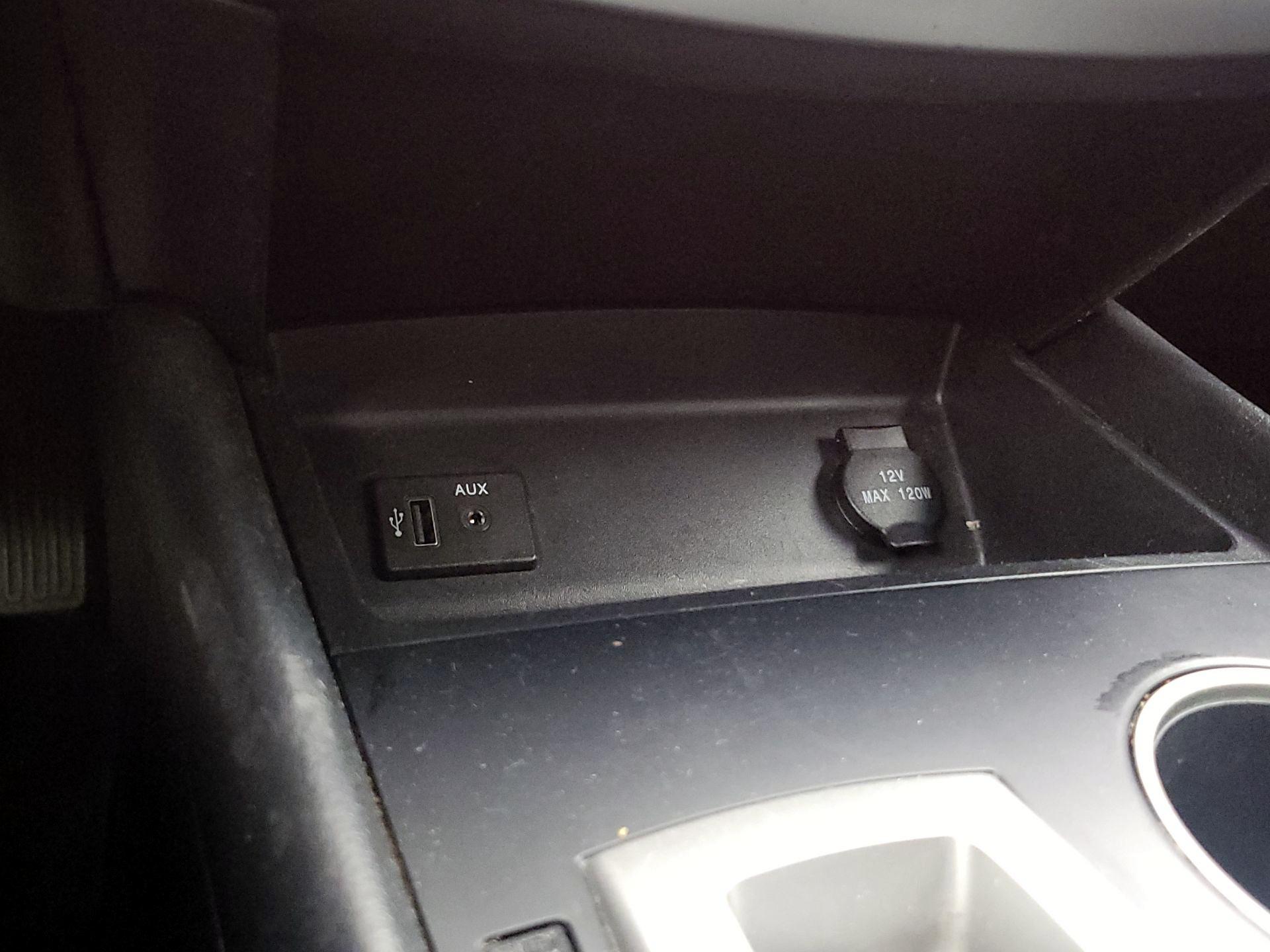 Thumbnail: 2017 Nissan Altima - 18