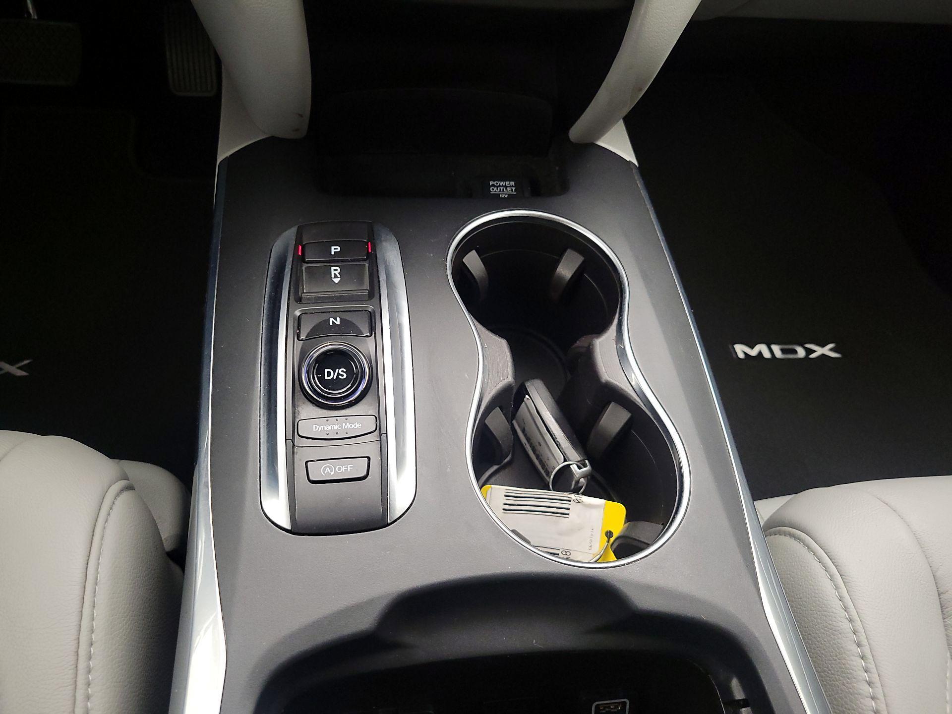 Thumbnail: 2020 Acura MDX - 17