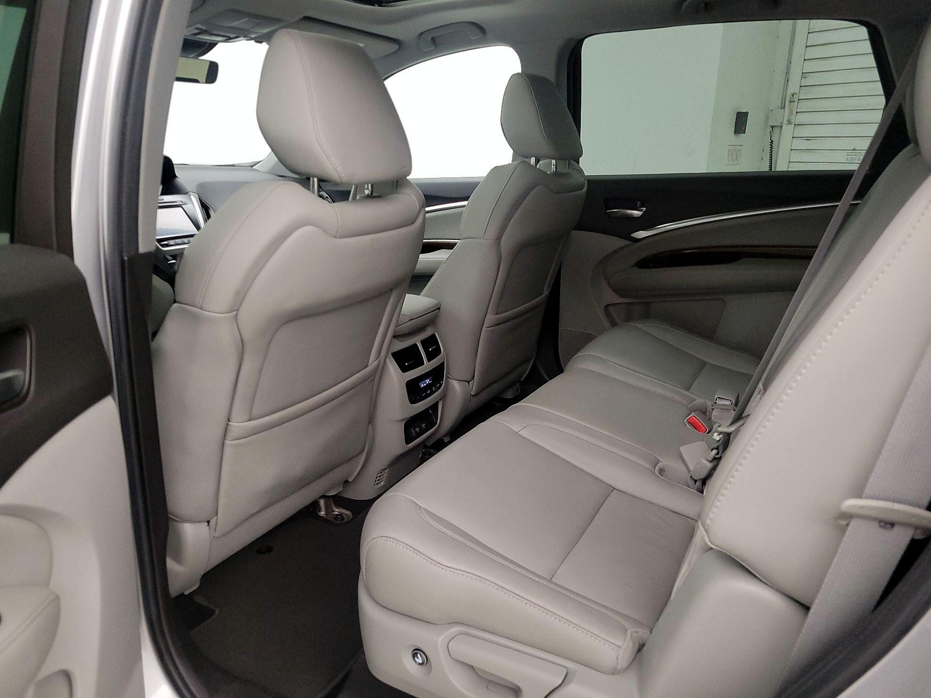 Thumbnail: 2020 Acura MDX - 20