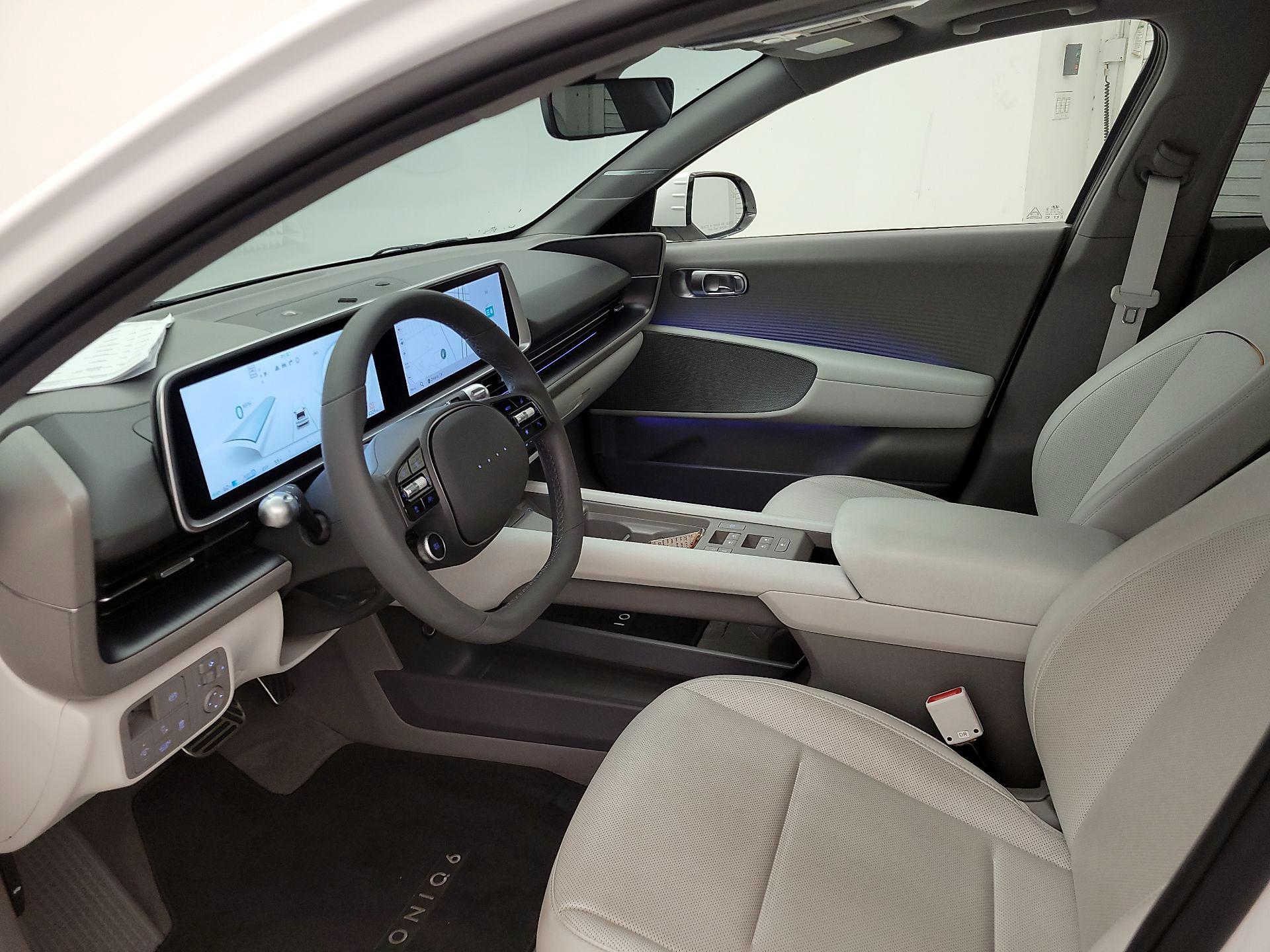 Thumbnail: 2023 Hyundai Ioniq 6 - 11