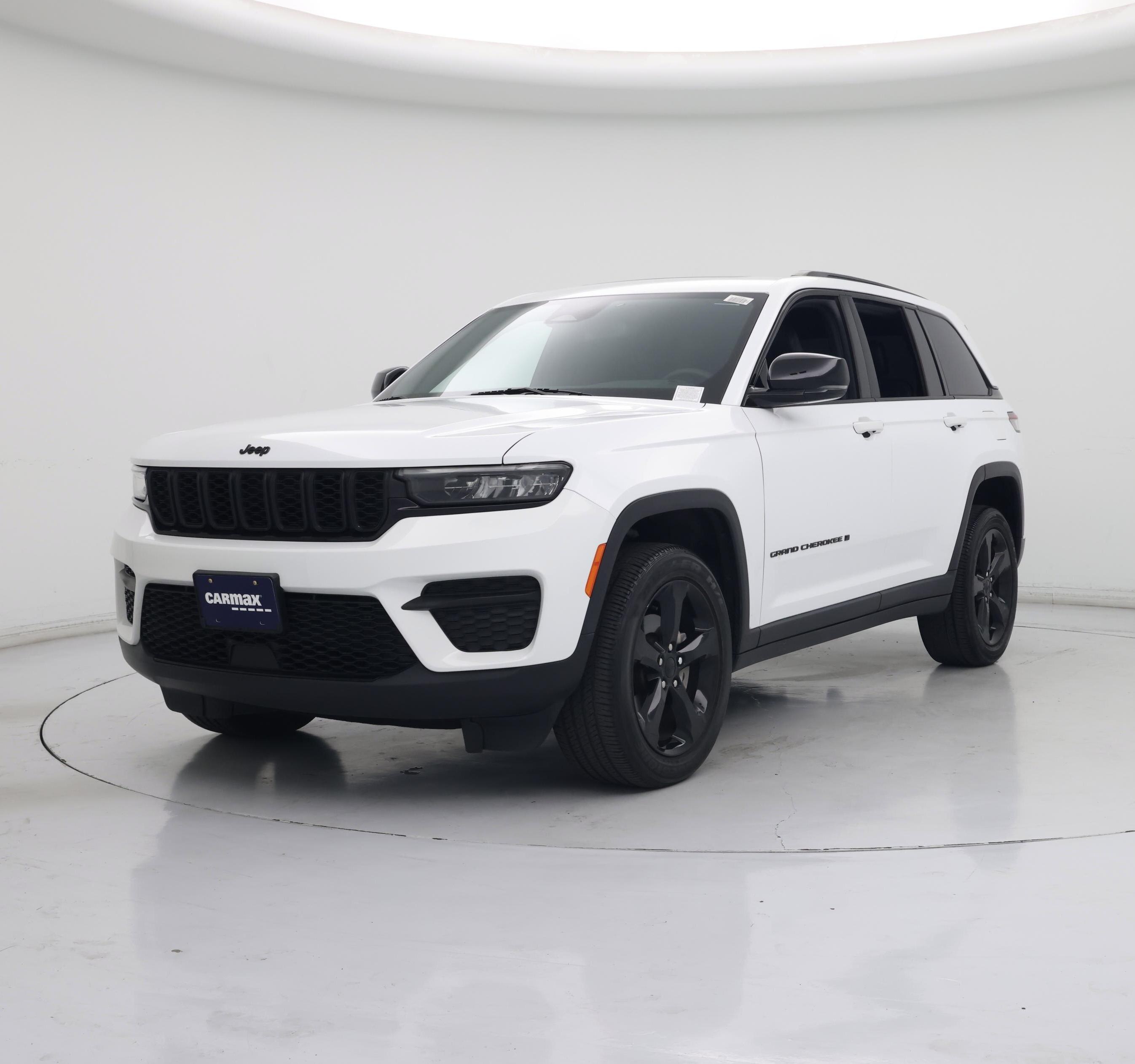 Thumbnail: 2023 Jeep Grand Cherokee - 4