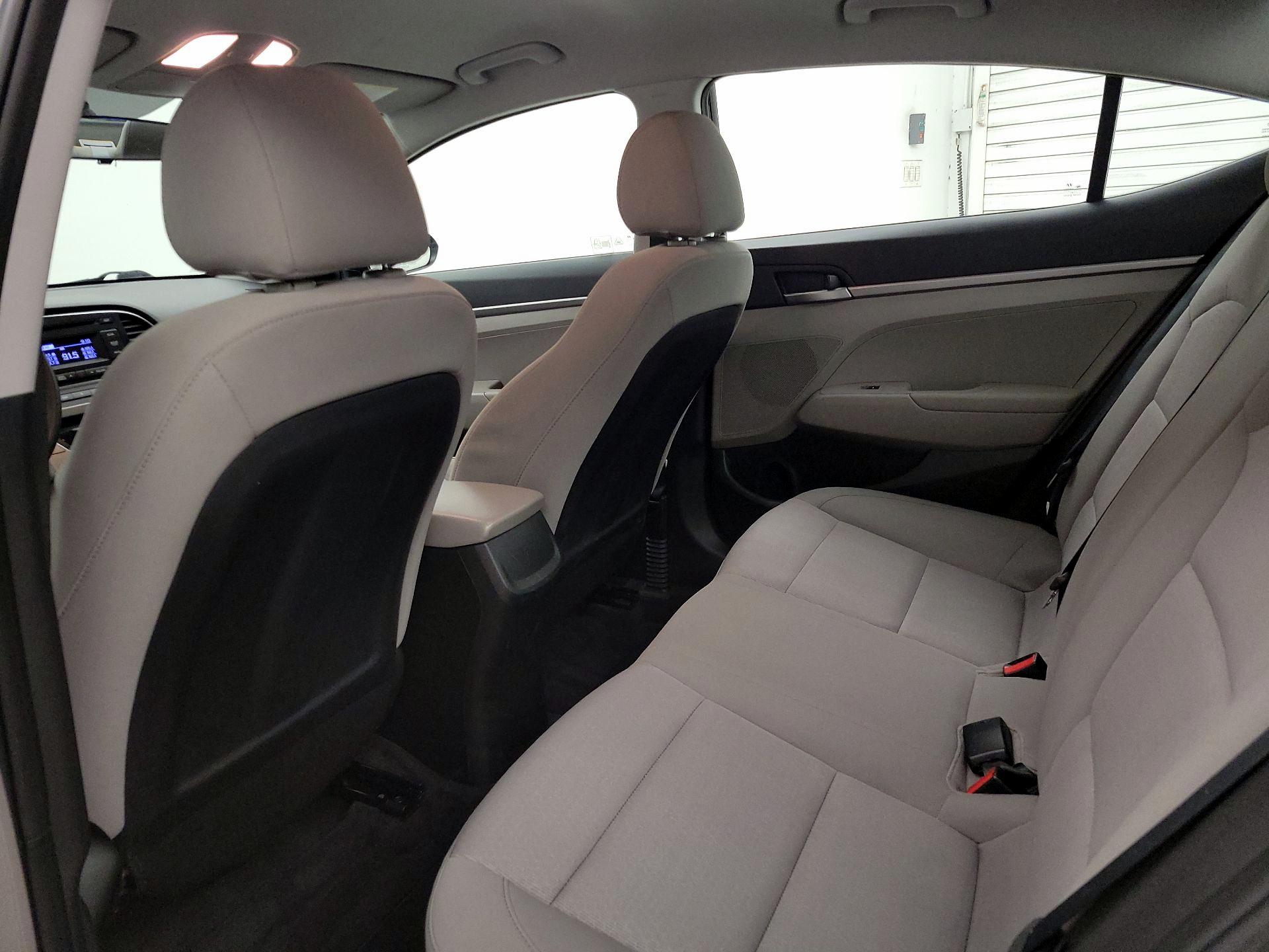 Thumbnail: 2018 Hyundai Elantra - 18
