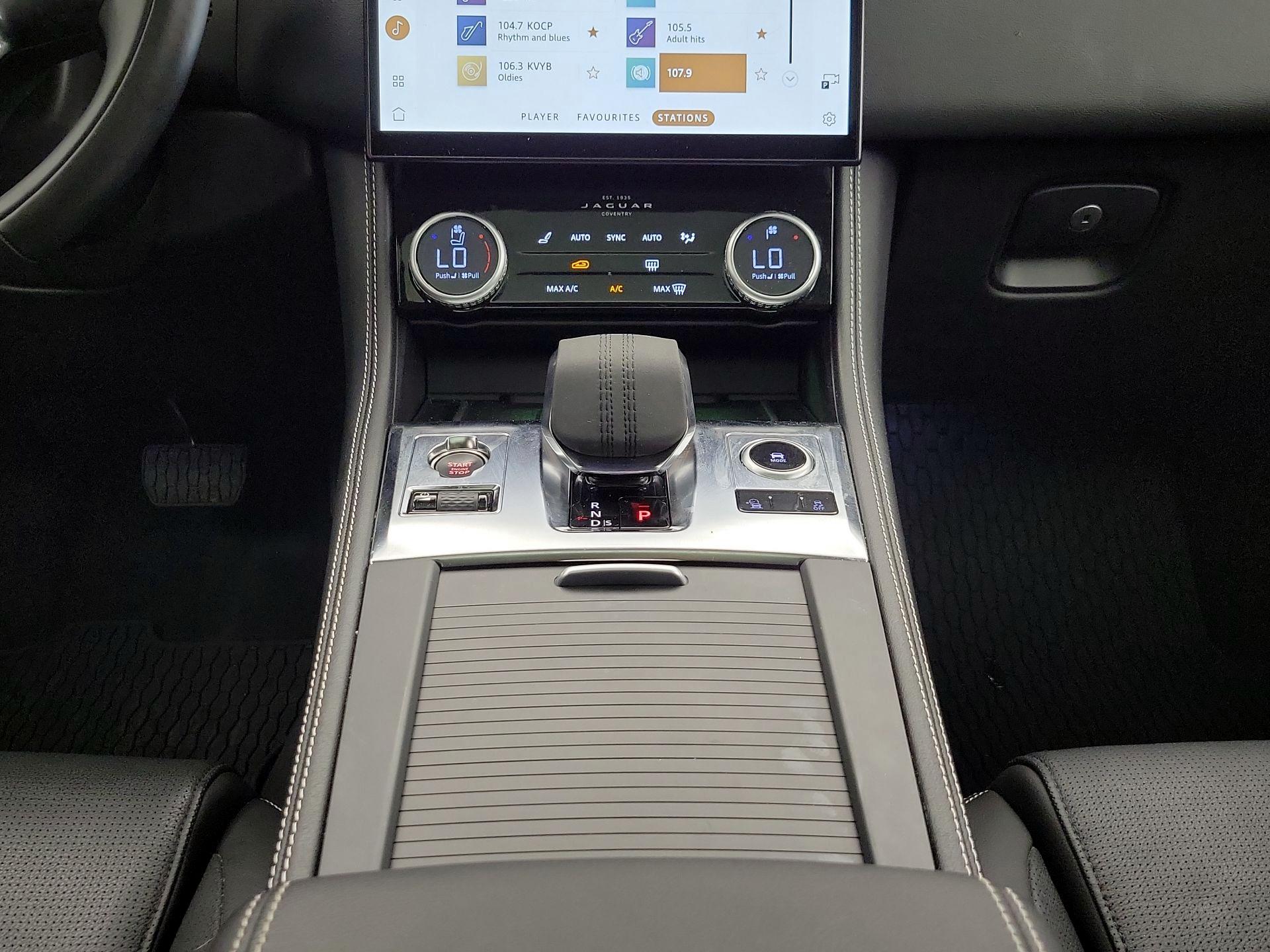 Thumbnail: 2024 Jaguar F-Pace - 18