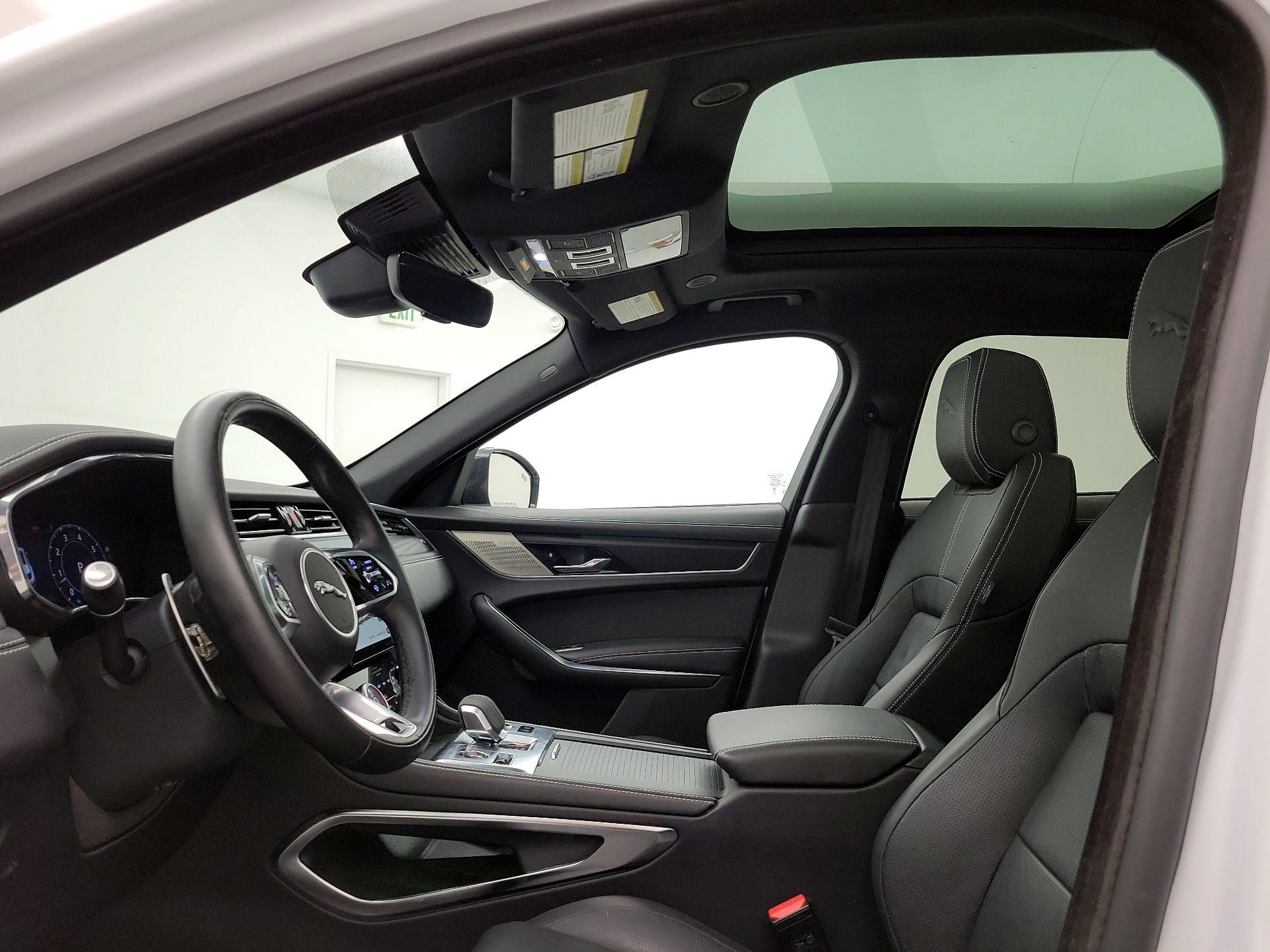 Thumbnail: 2024 Jaguar F-Pace - 20