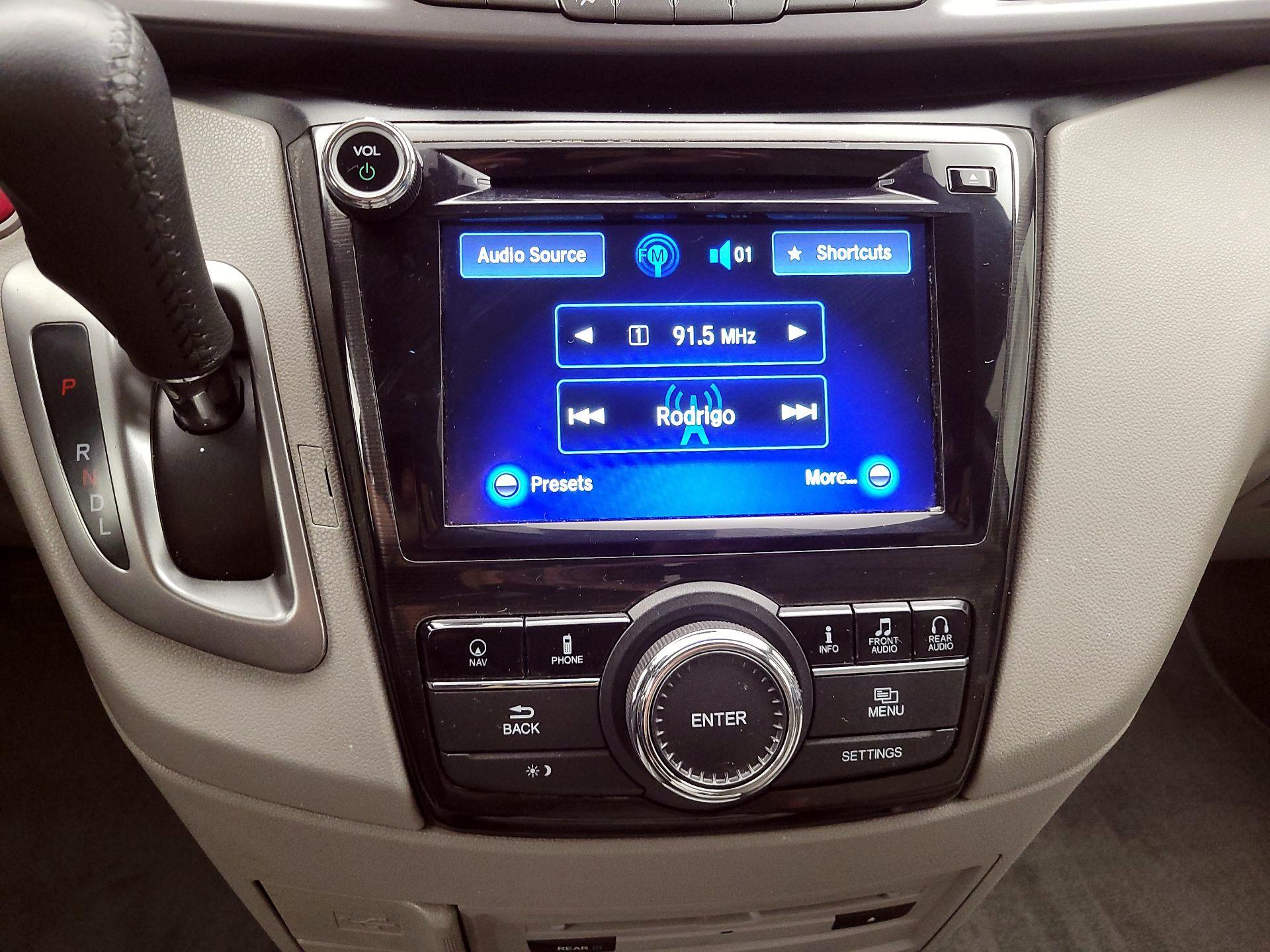 Thumbnail: 2014 Honda Odyssey - 16