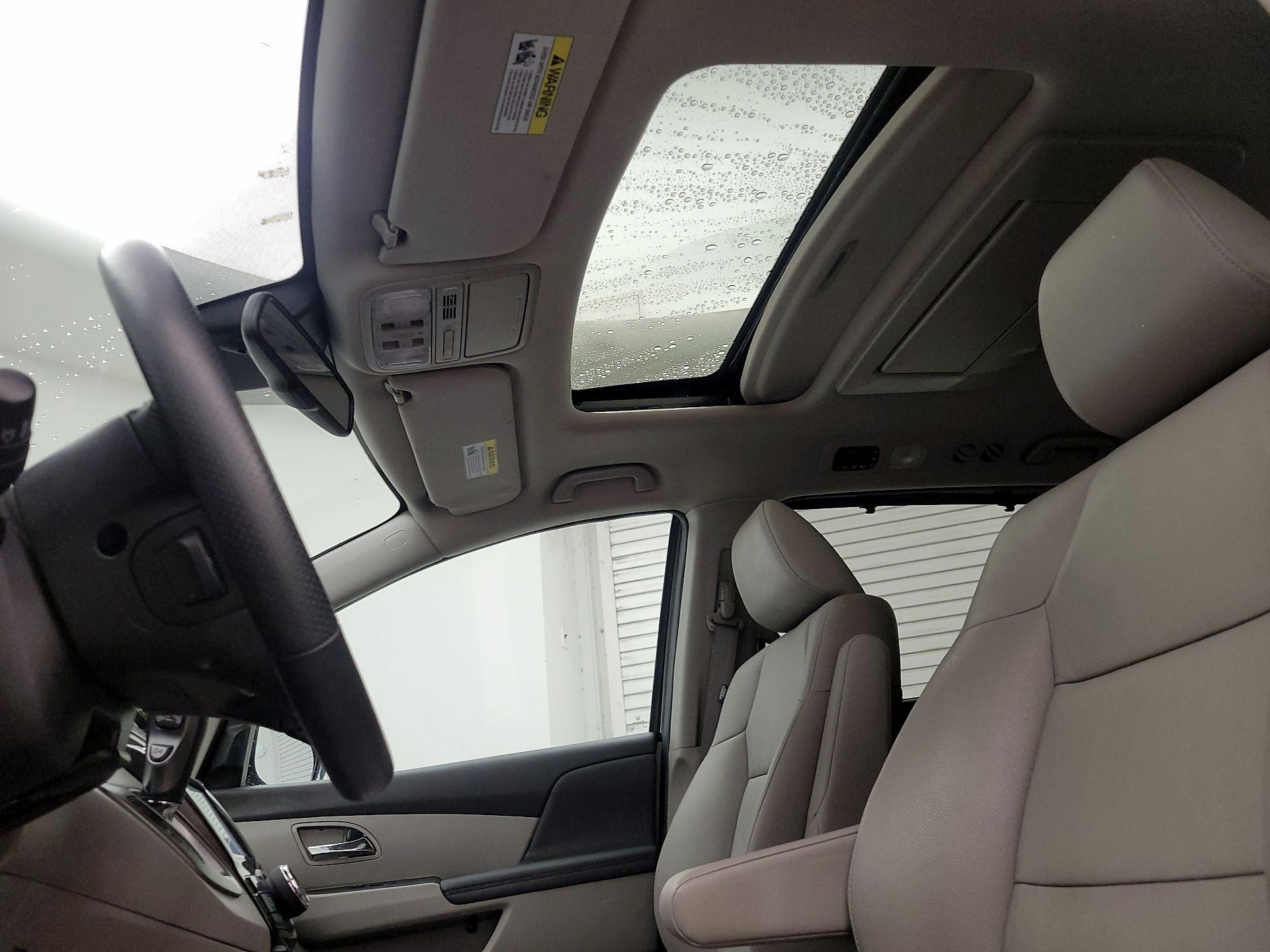 Thumbnail: 2014 Honda Odyssey - 20