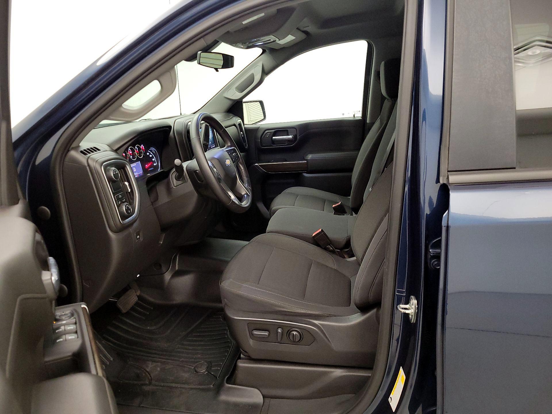 Thumbnail: 2022 Chevrolet Silverado 1500 - 11