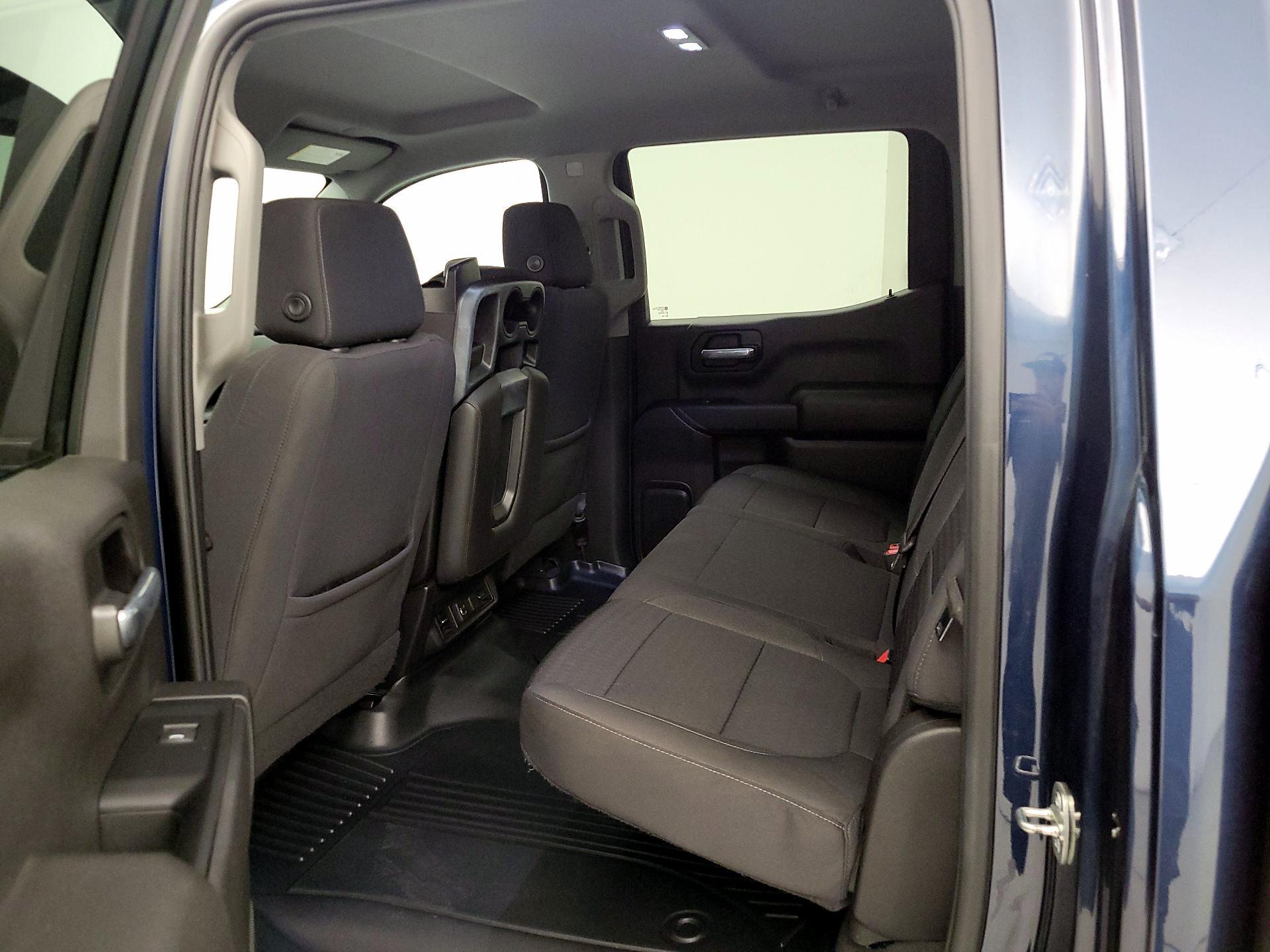 Thumbnail: 2022 Chevrolet Silverado 1500 - 17