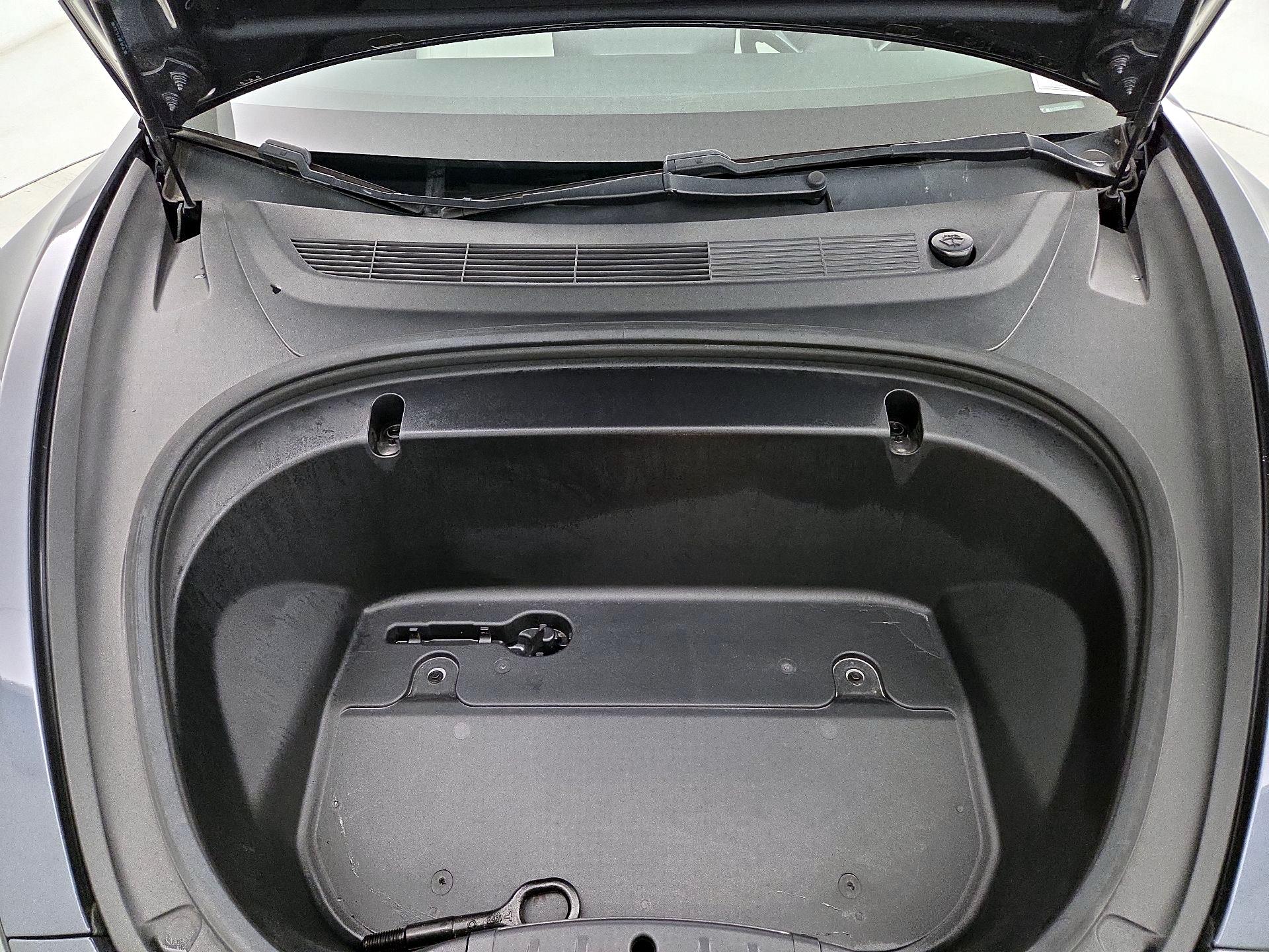 Thumbnail: 2020 Tesla Model 3 - 20