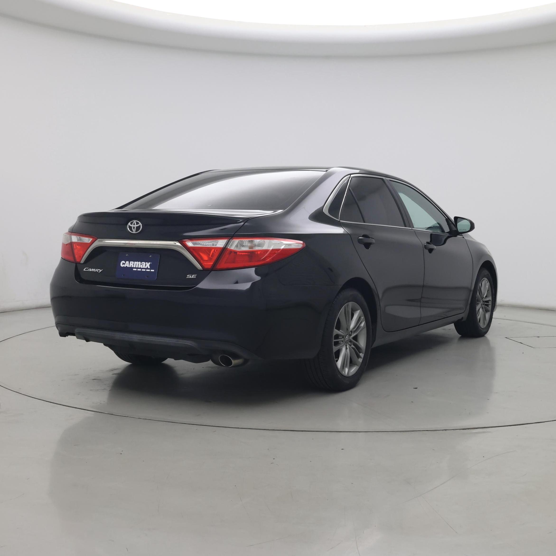 Thumbnail: 2017 Toyota Camry - 8