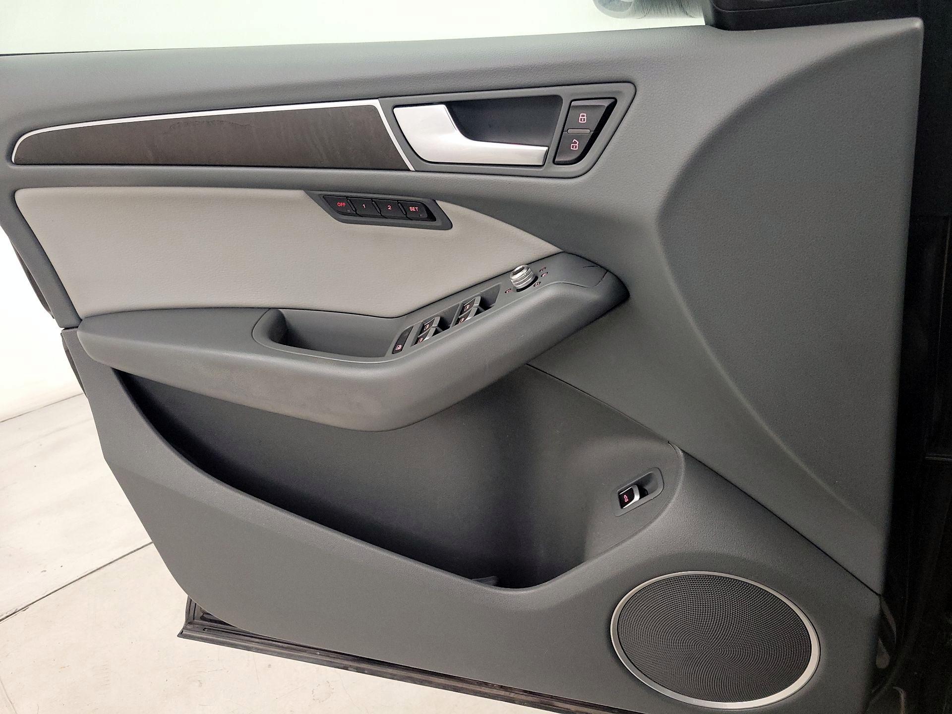 Thumbnail: 2016 Audi Q5 - 12