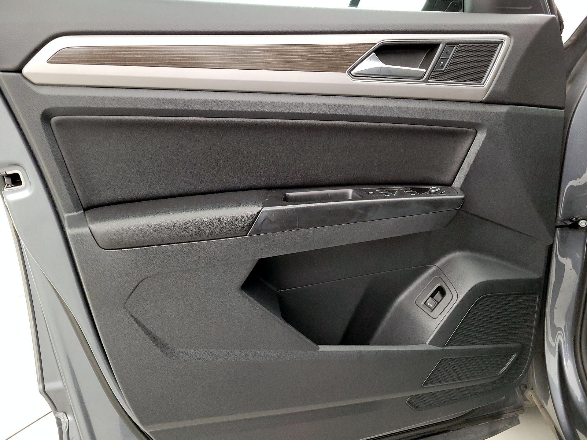 Thumbnail: 2019 Volkswagen Atlas - 12