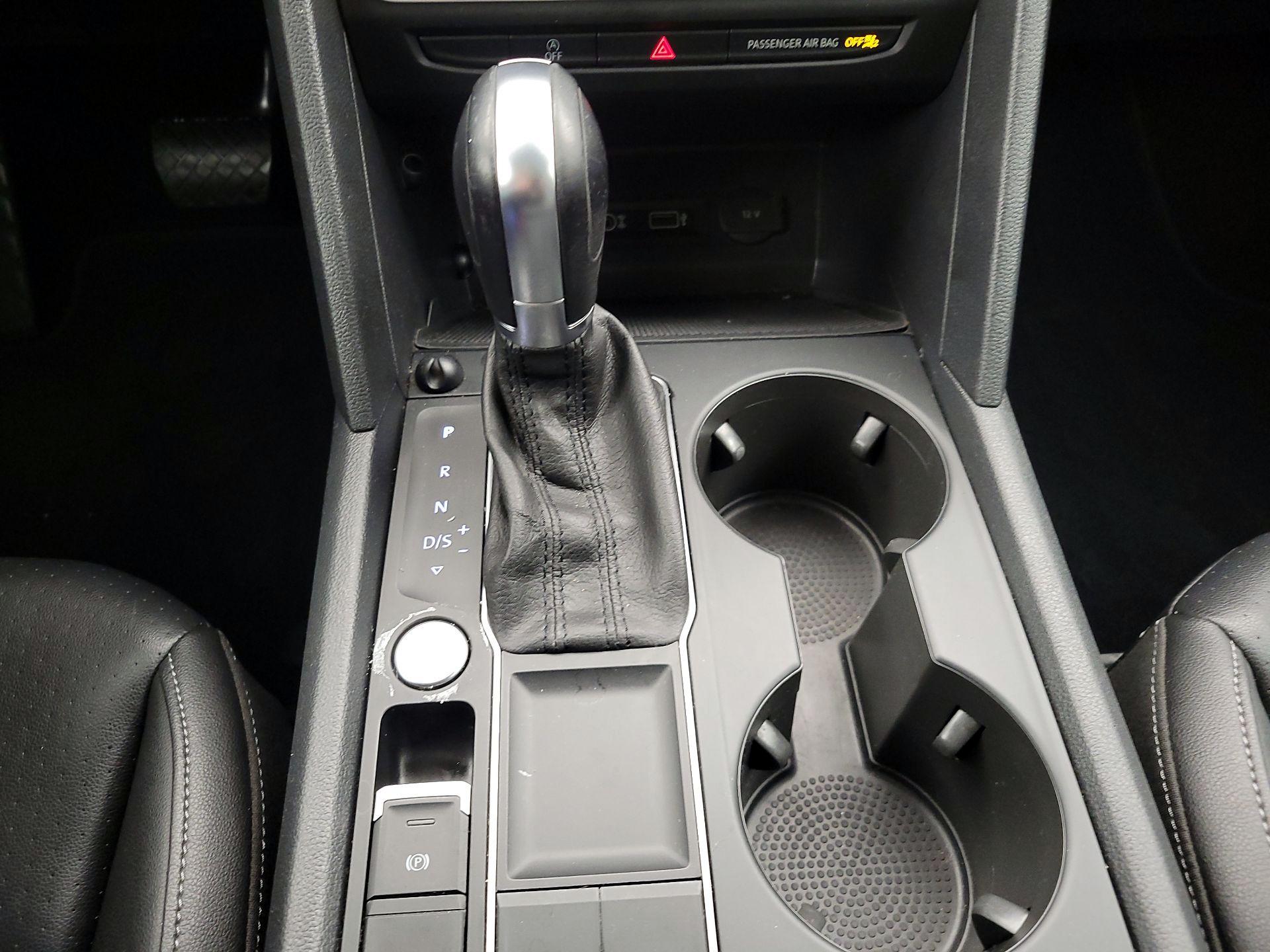 Thumbnail: 2019 Volkswagen Atlas - 16