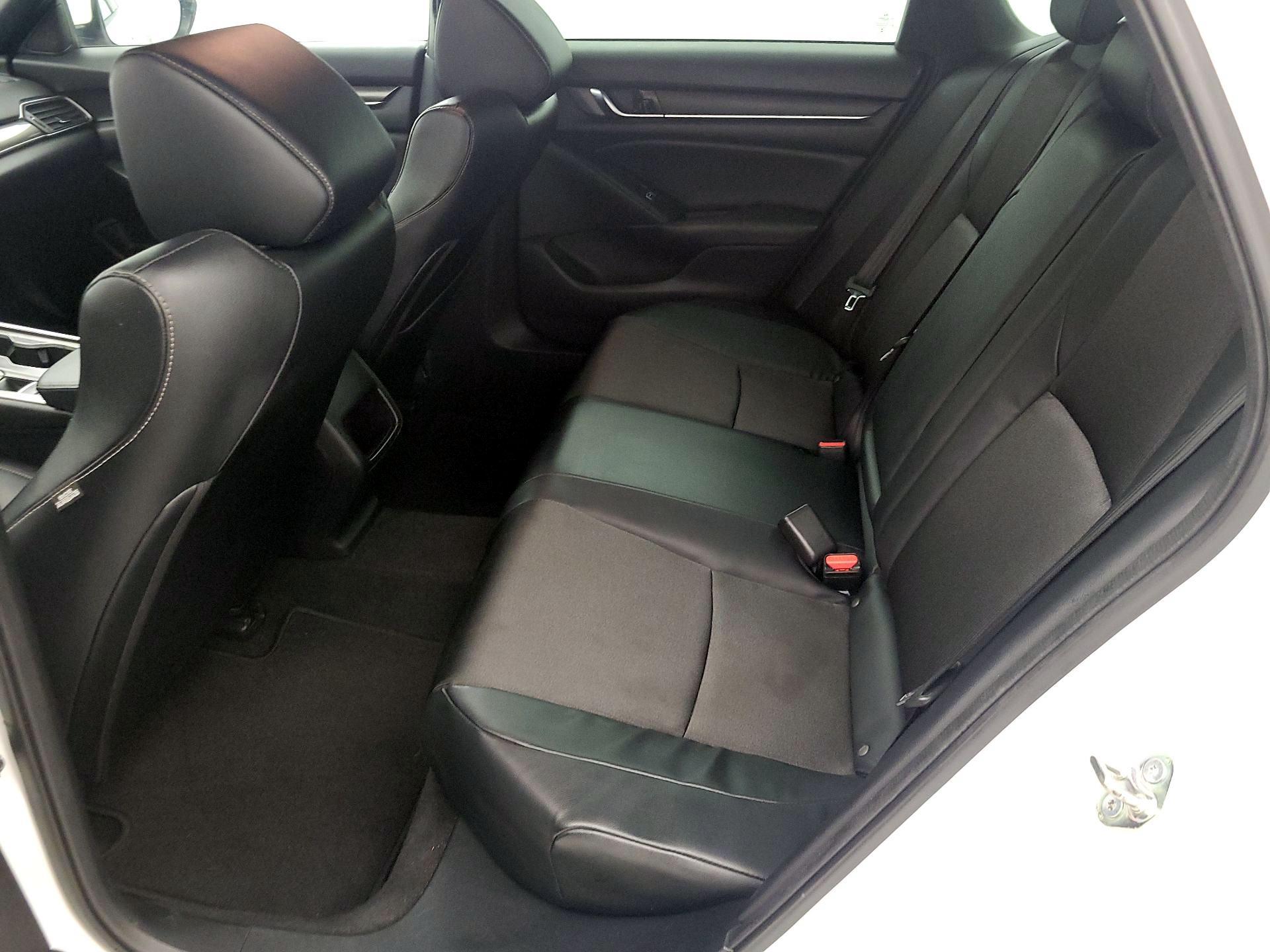 Thumbnail: 2018 Honda Accord - 19