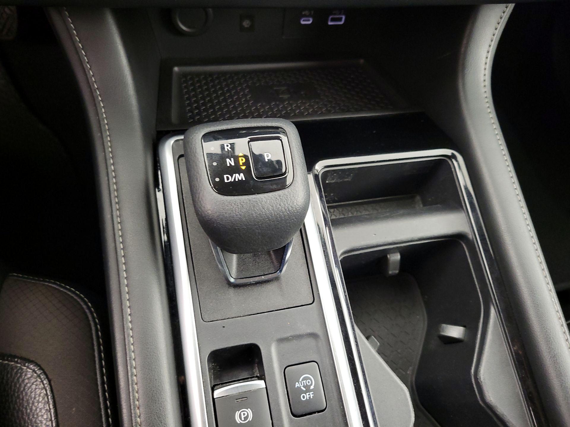 Thumbnail: 2022 Nissan Pathfinder - 18