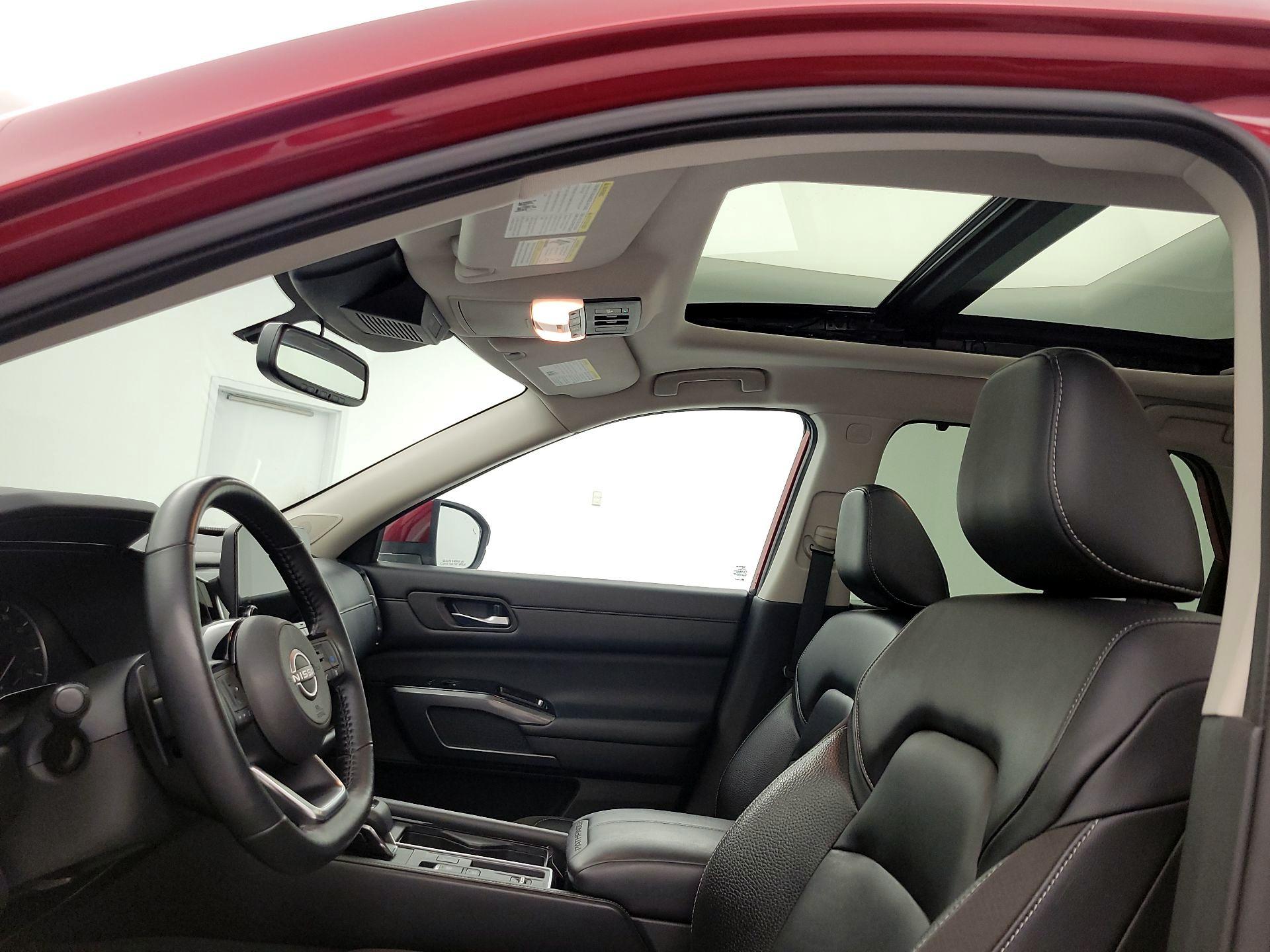 Thumbnail: 2022 Nissan Pathfinder - 20