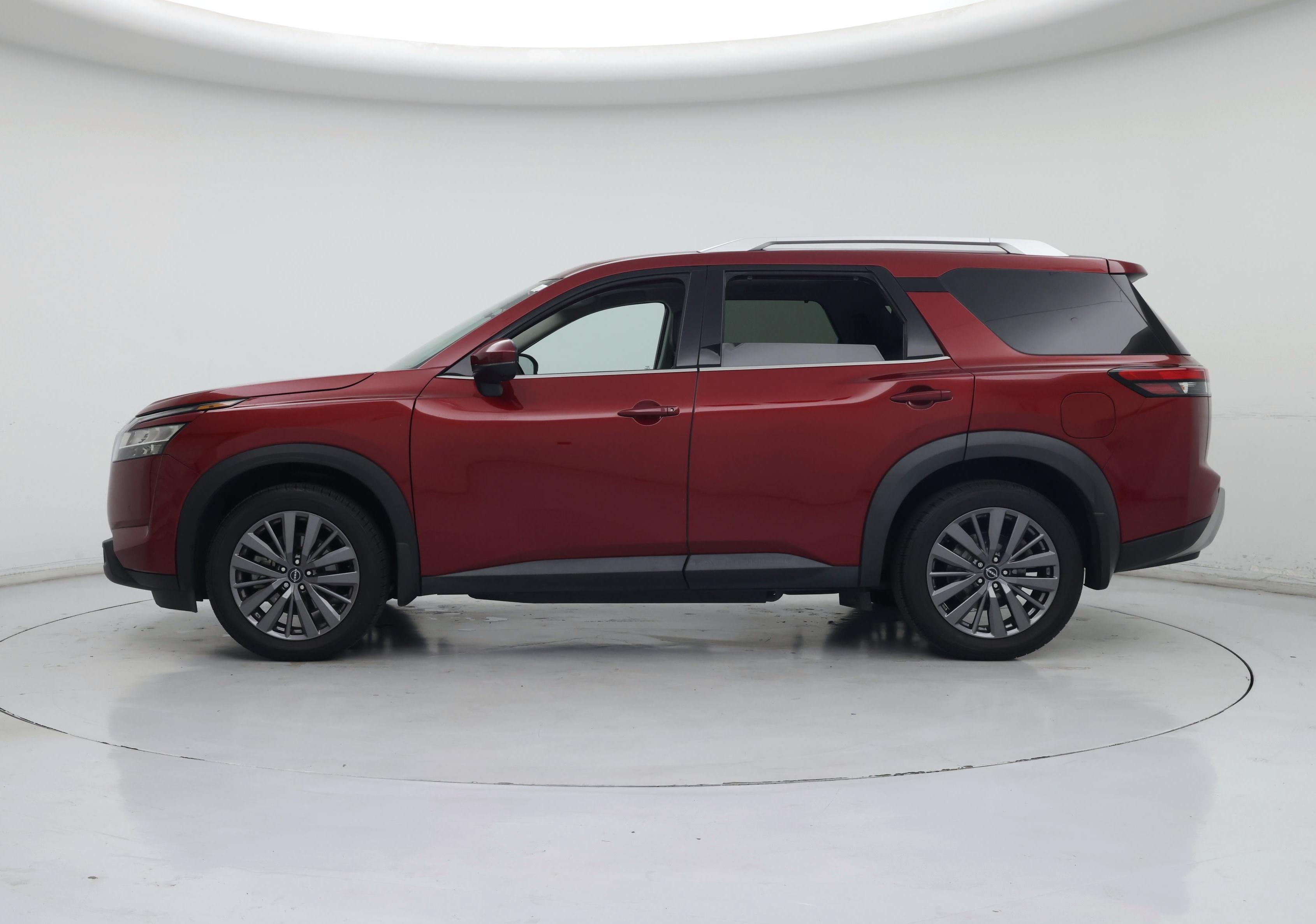 Thumbnail: 2022 Nissan Pathfinder - 3